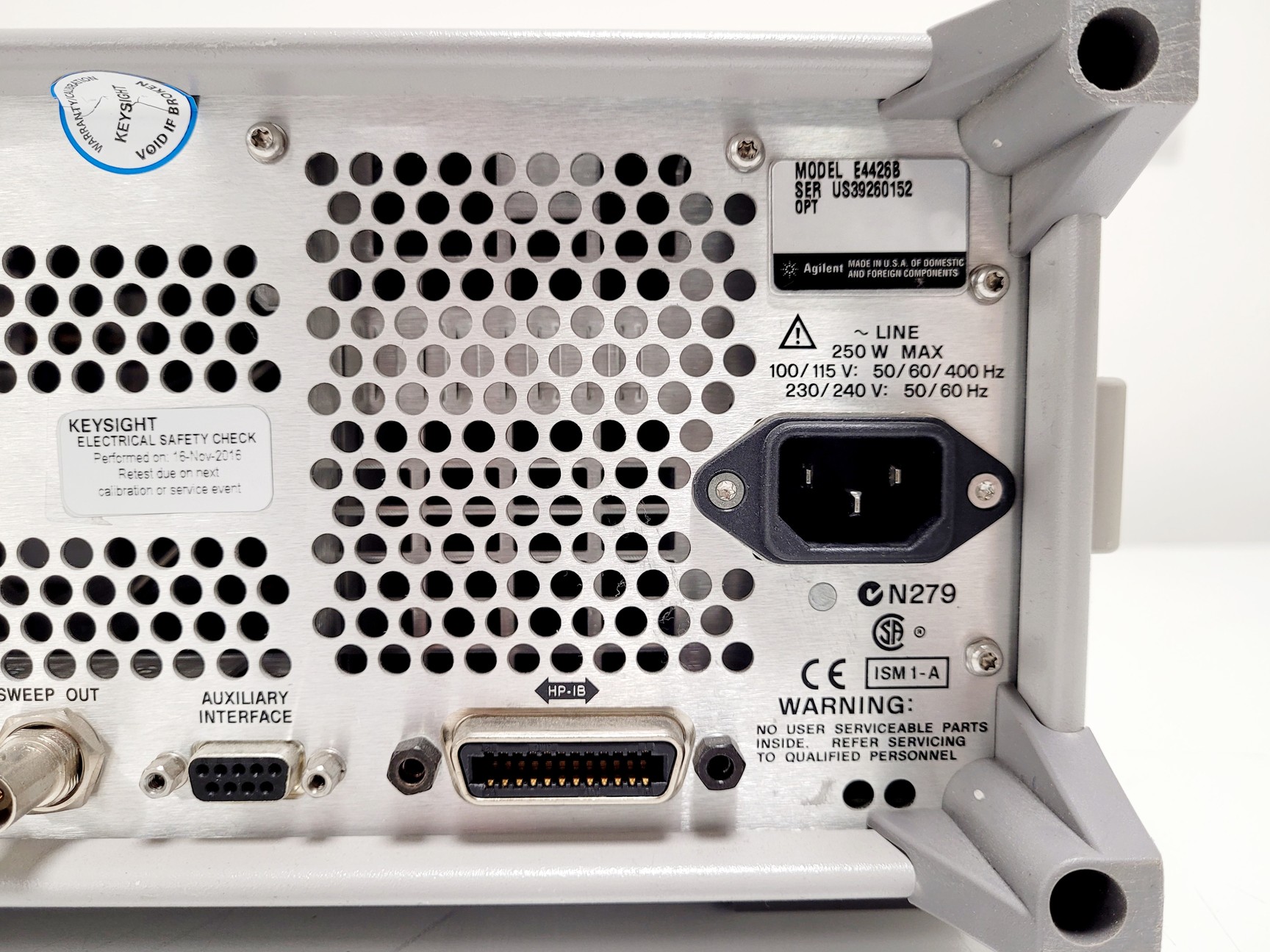 Image of Agilent E4426B ESG-AP Series Signal Generator