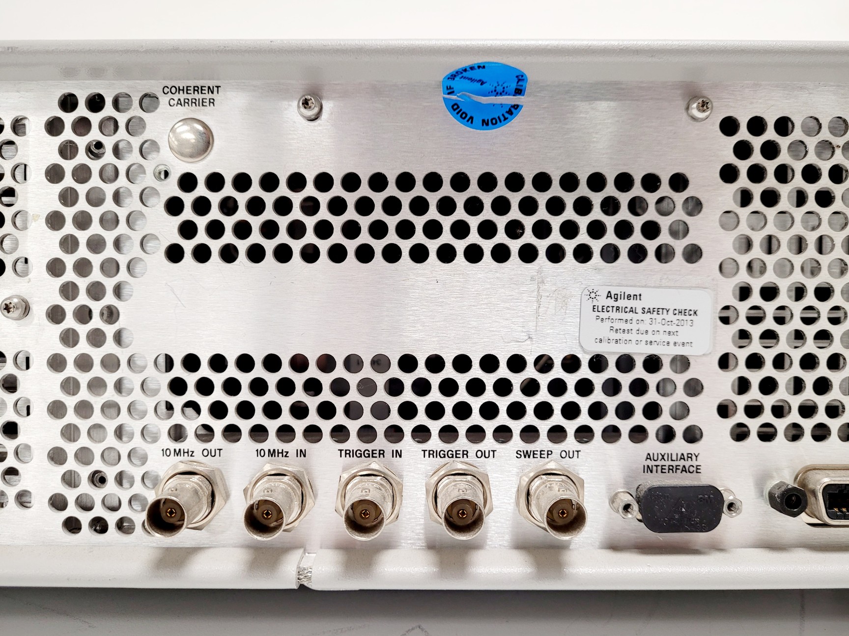 Image of Agilent E4426B ESG-AP Series Signal Generator