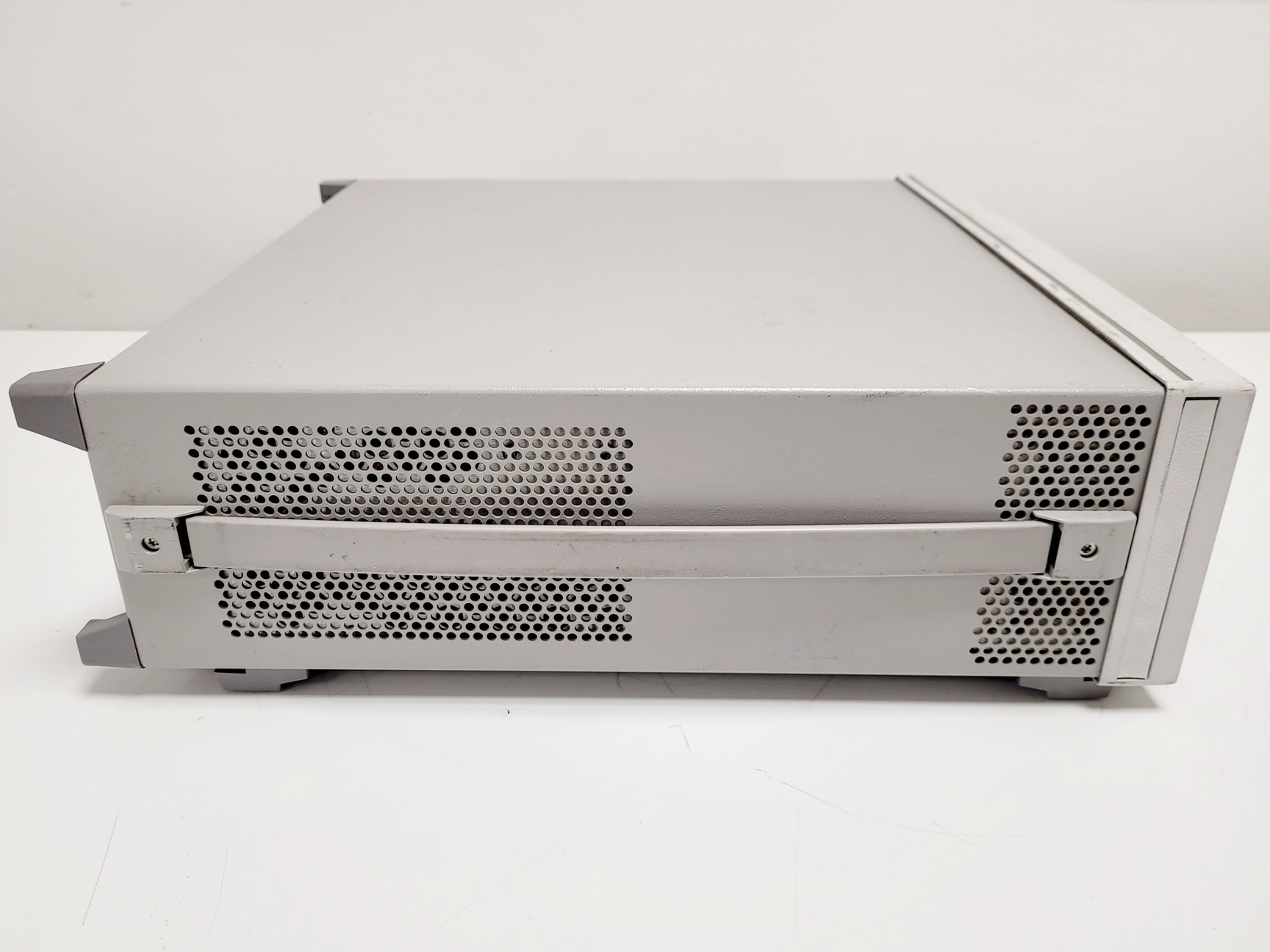 Image of Agilent E4426B ESG-AP Series Signal Generator