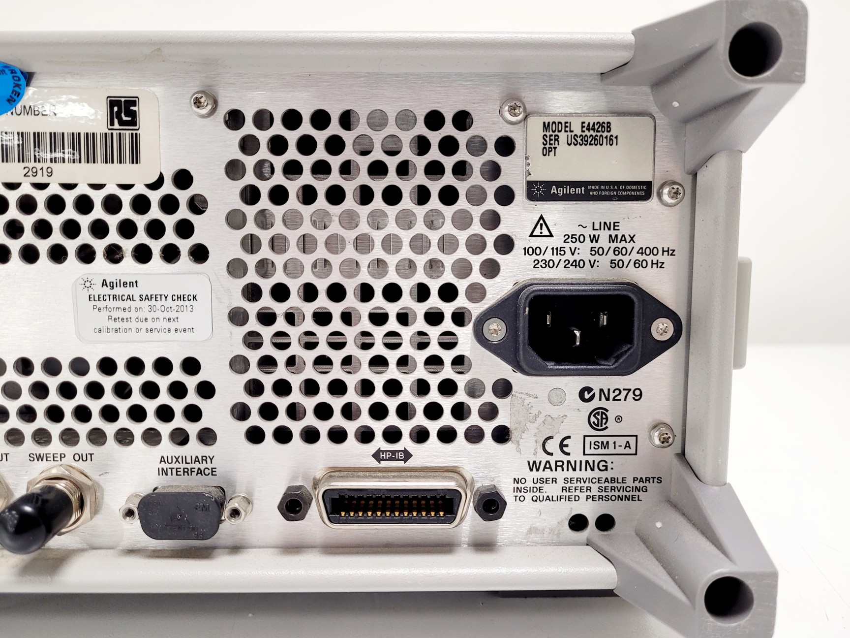 Image of Hewlett Packard E4426B ESG-AP Series Signal Generator