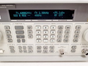 Thumbnail image of Agilent 8648D Signal Generator