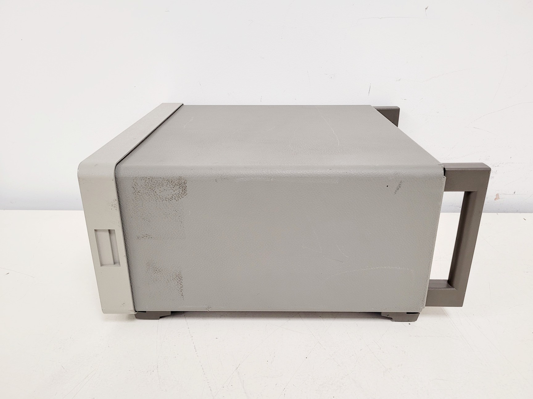 Image of Agilent 8648D Signal Generator