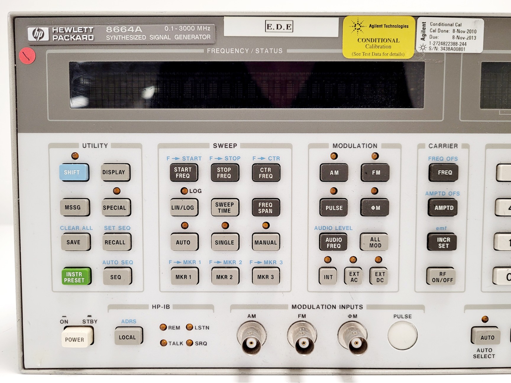 Image of Hewlett Packard 8664A Synthesized Signal Generator