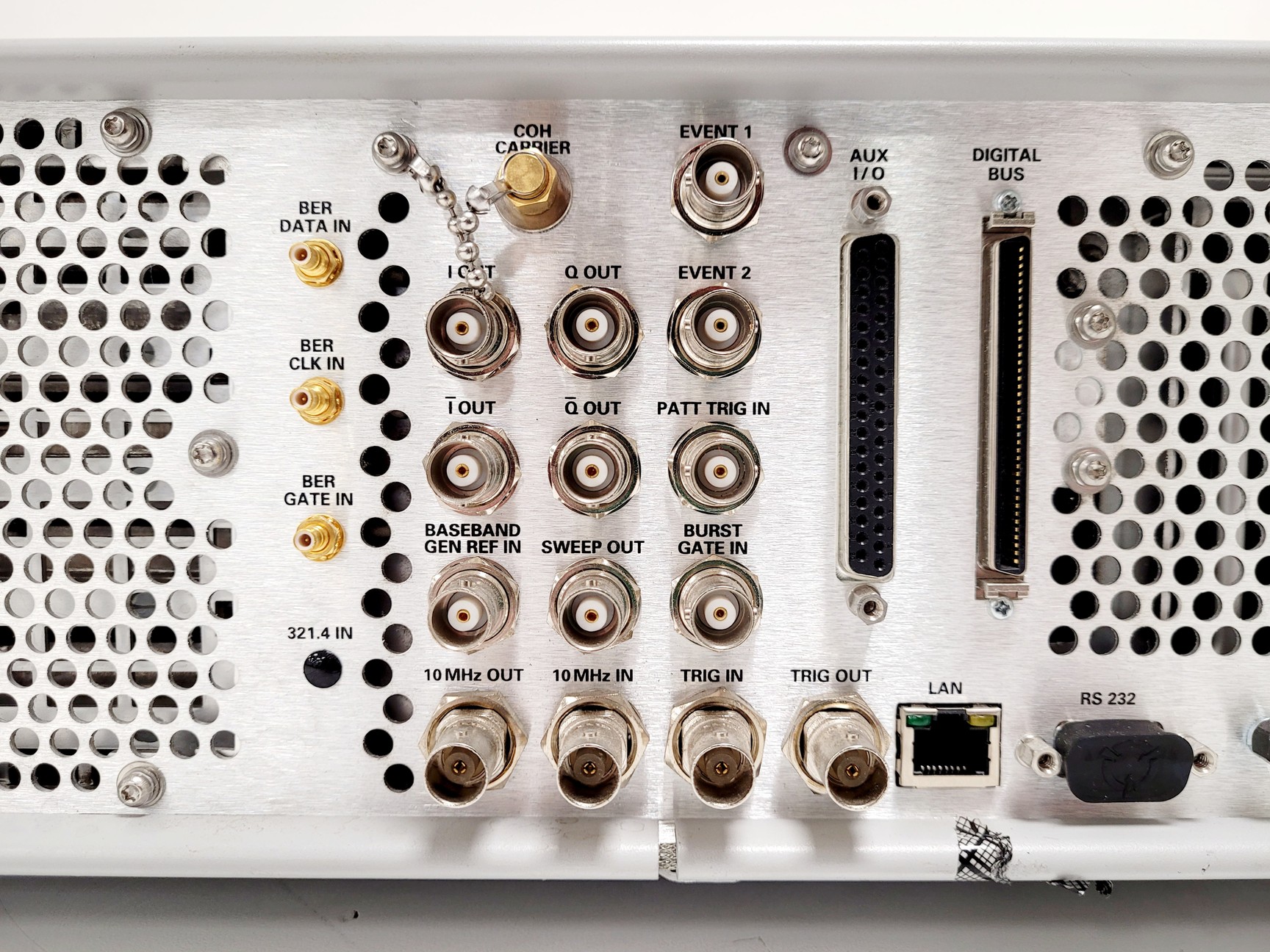 Image of Agilent E4438C ESG Vector Signal Generator