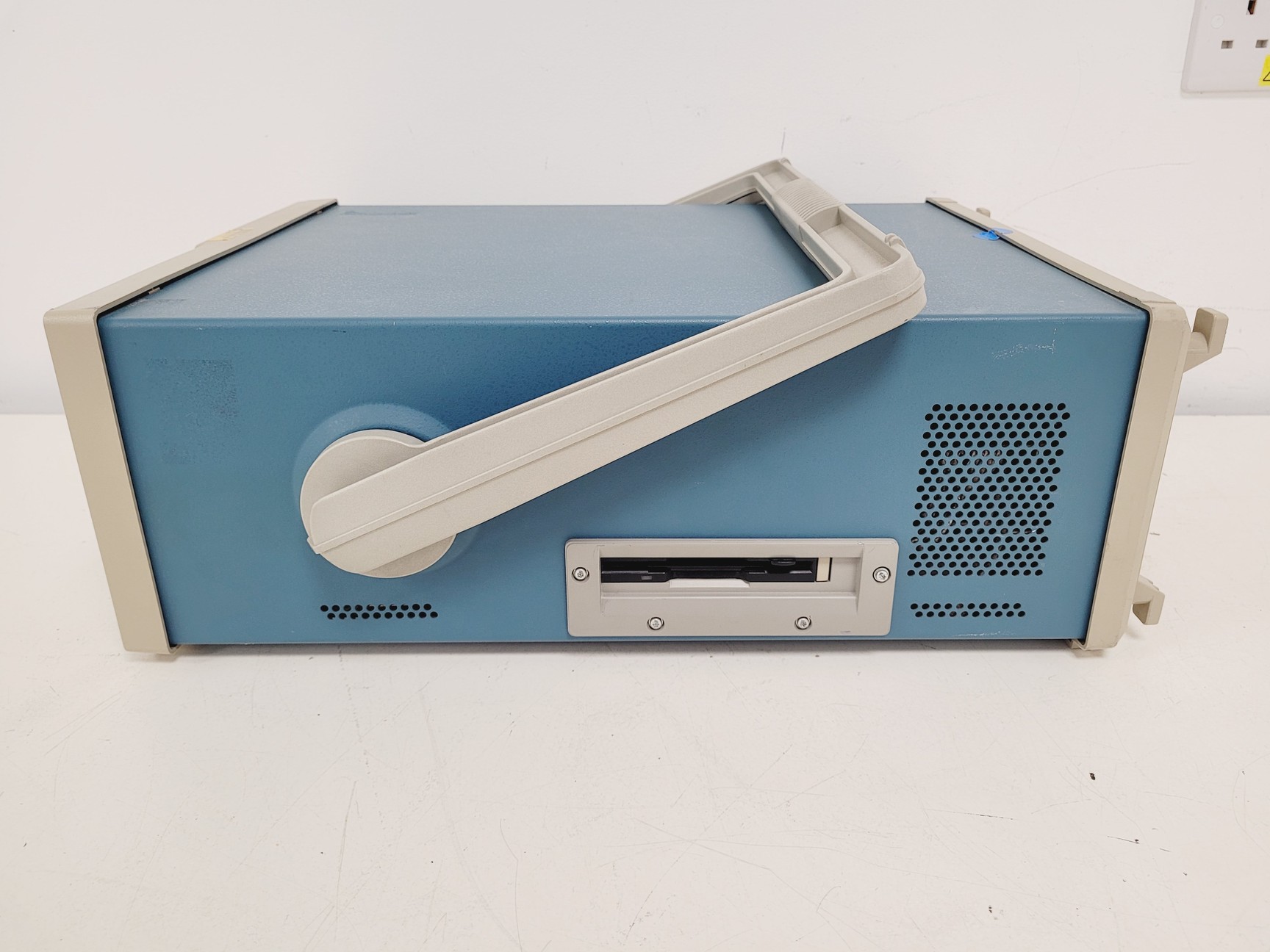 Image of Sony Tektronix AWG2021 Arbitrary Waveform Generator