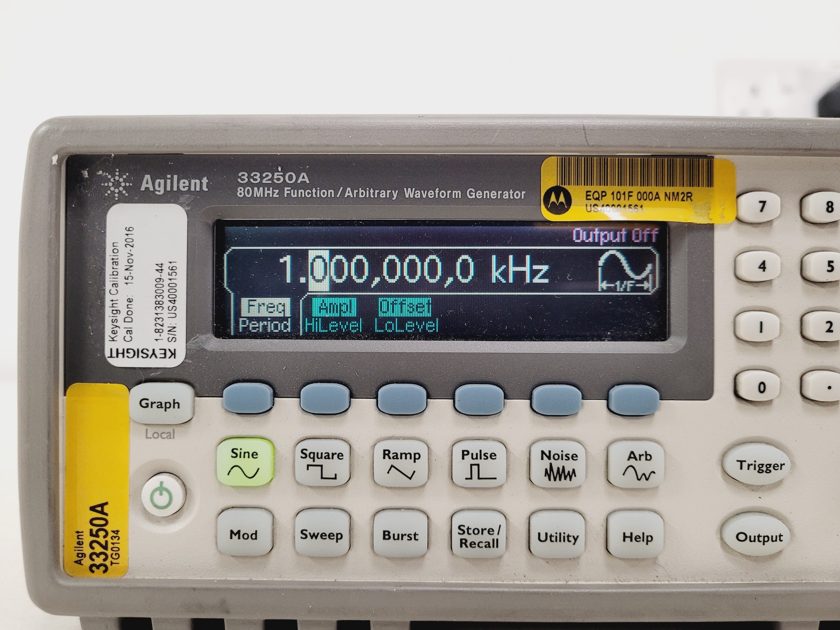 Image of Agilent 33250A Function/Arbitrary Waveform Generator