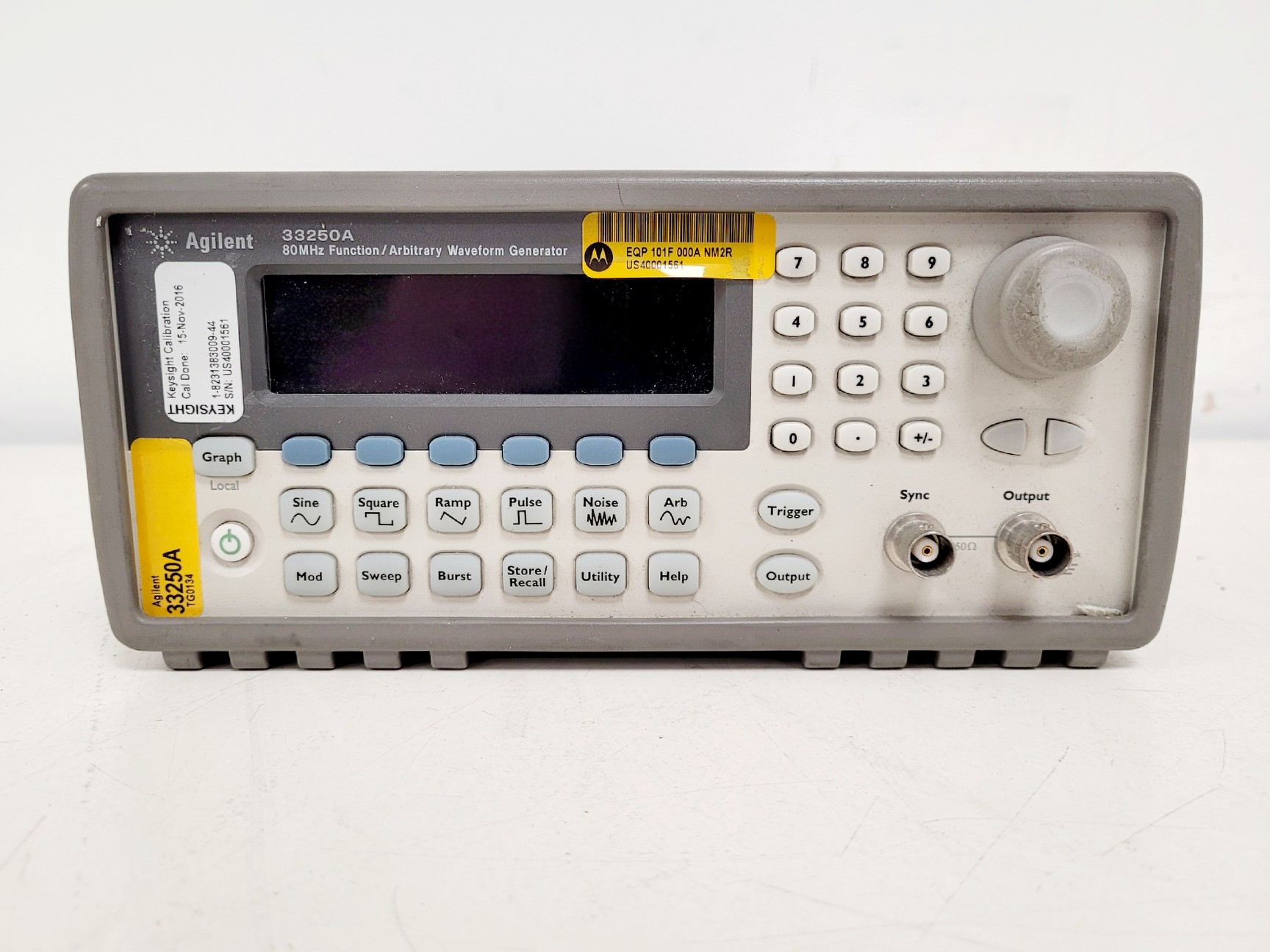 Image of Agilent 33250A Function/Arbitrary Waveform Generator