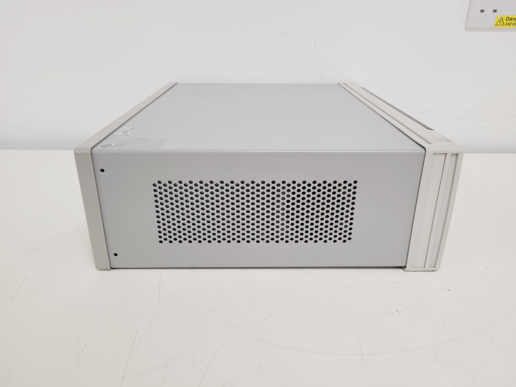 Image of Agilent 34980A Multifunction Switch/Measure Unit