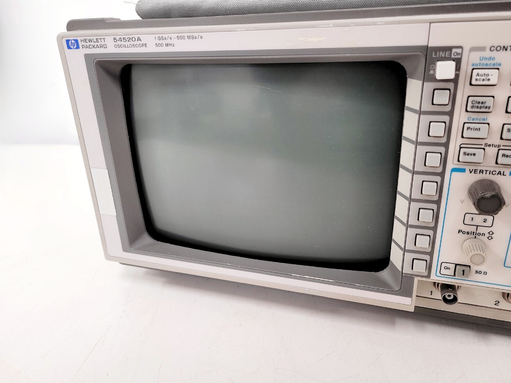 Image of Hewlett Packard 54520A Oscilloscope
