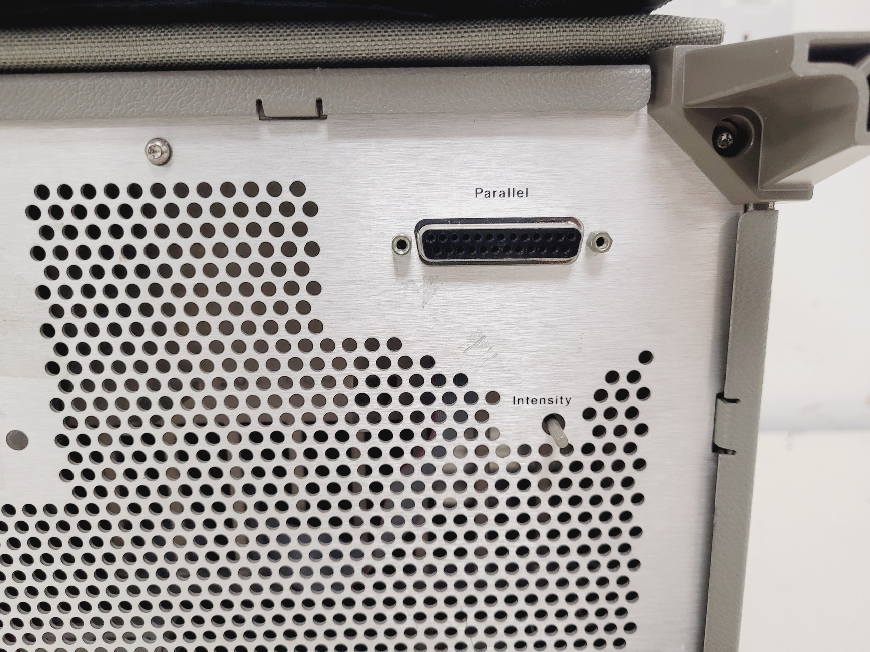 Image of Hewlett Packard 54520A Oscilloscope