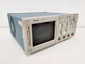 Image of Tektronix TDS 520C Two Channel Digitizing Oscilloscope with InstaVu Acquisition