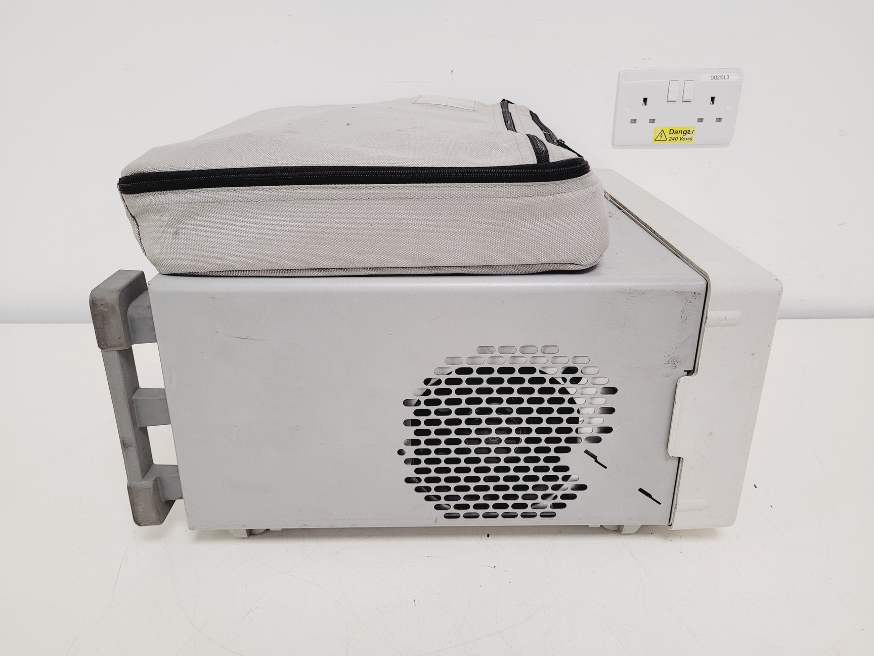 Image of Agilent Infiniium 54825A Oscilloscope 500 MHz 2 GSa/s