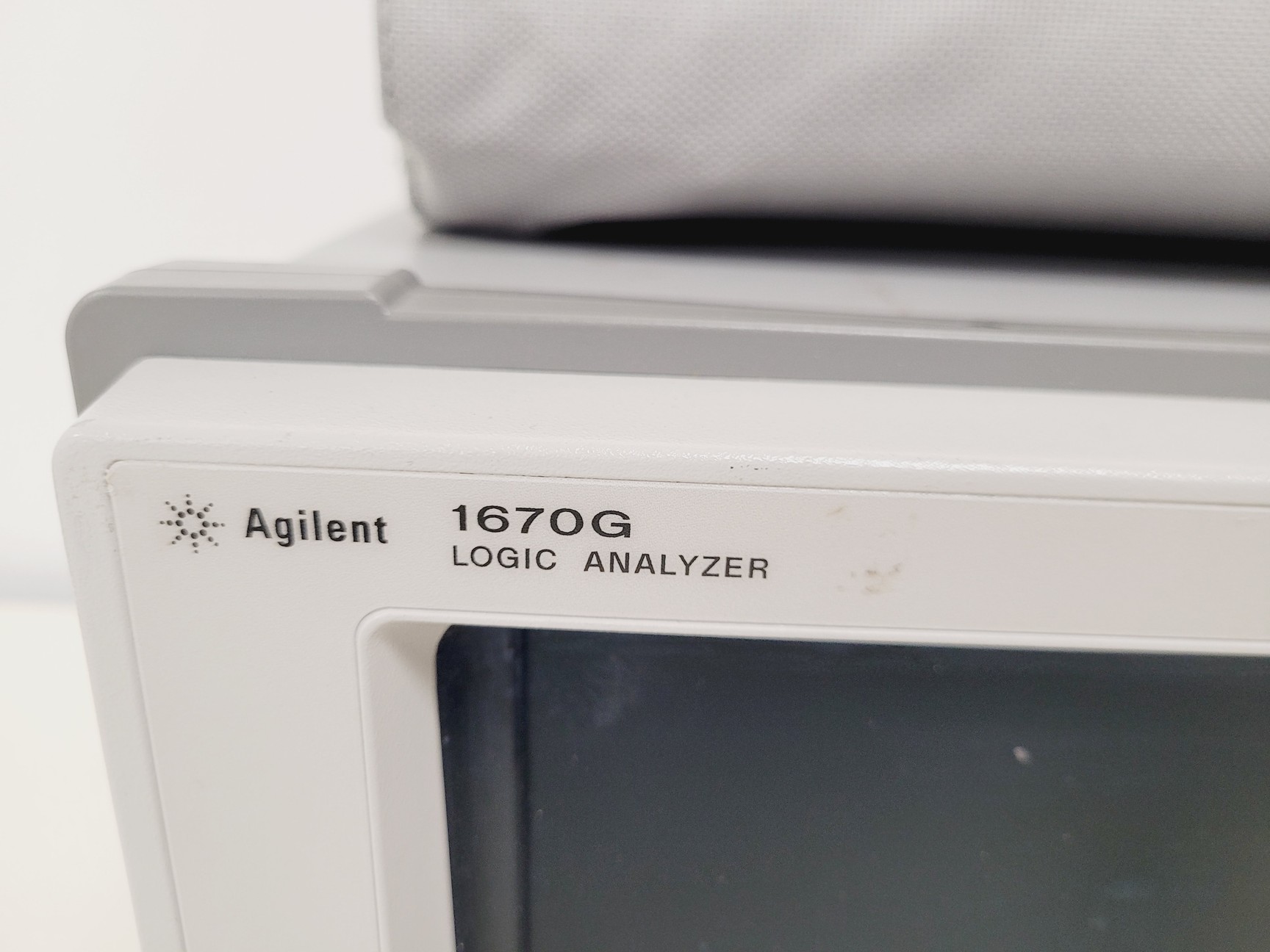 Image of Agilent 1670G Logic Analyzer w/ Accessories