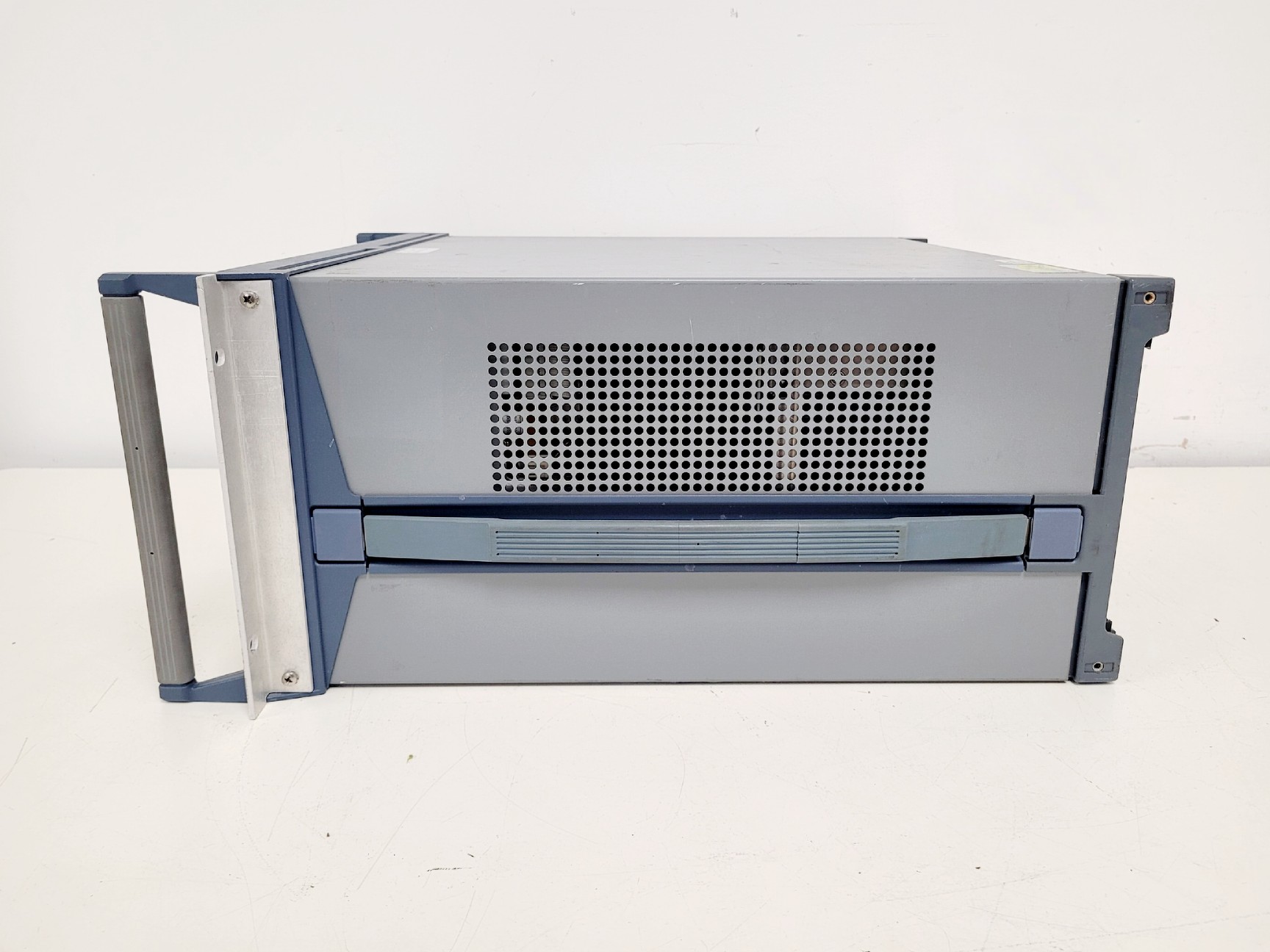 Image of Rohde & Schwarz Spectrum Analyzer 9kHz 7GHz FSEB 20