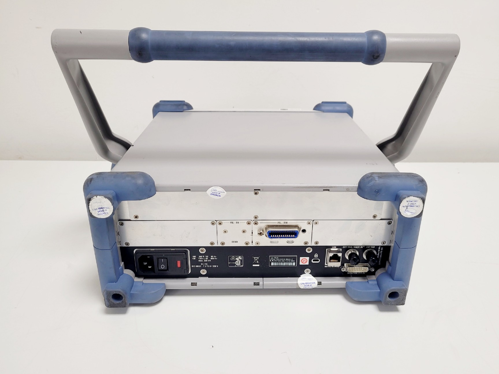 Image of Rohde & Schwarz FSL Spectrum Analyzer 9kHz 18GHz