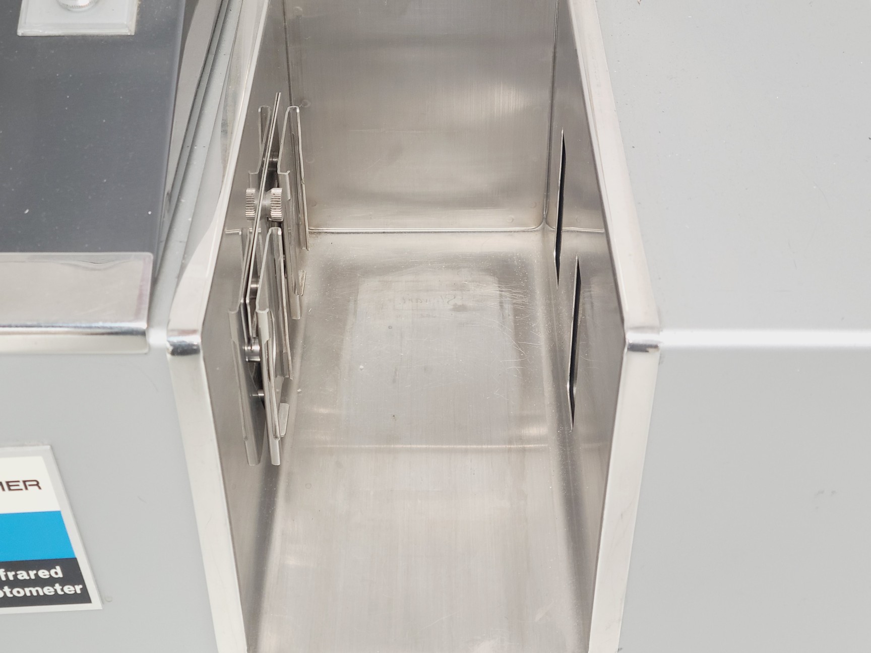 Image of Perkin Elmer Model 457 Grating Infrared Spectrophotometer