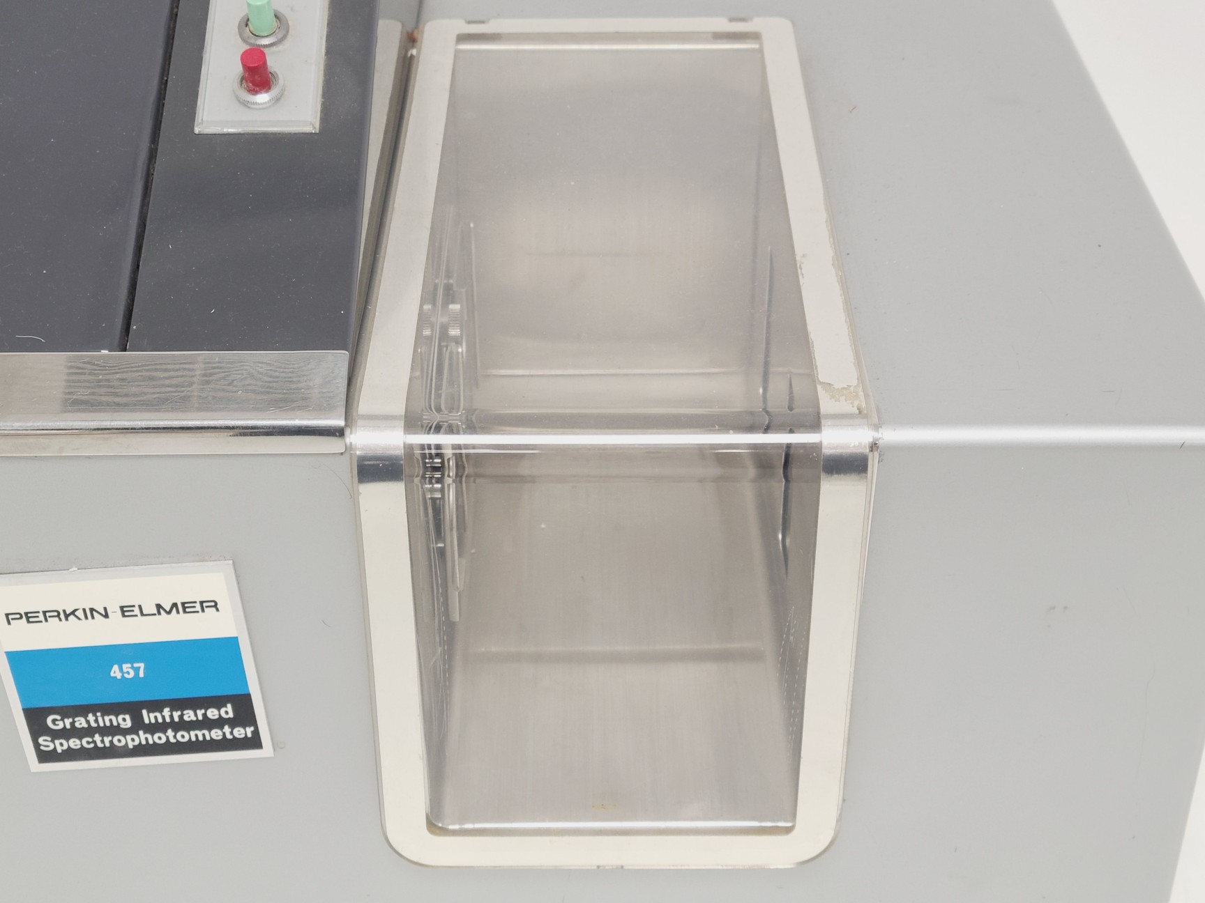 Image of Perkin Elmer Model 457 Grating Infrared Spectrophotometer