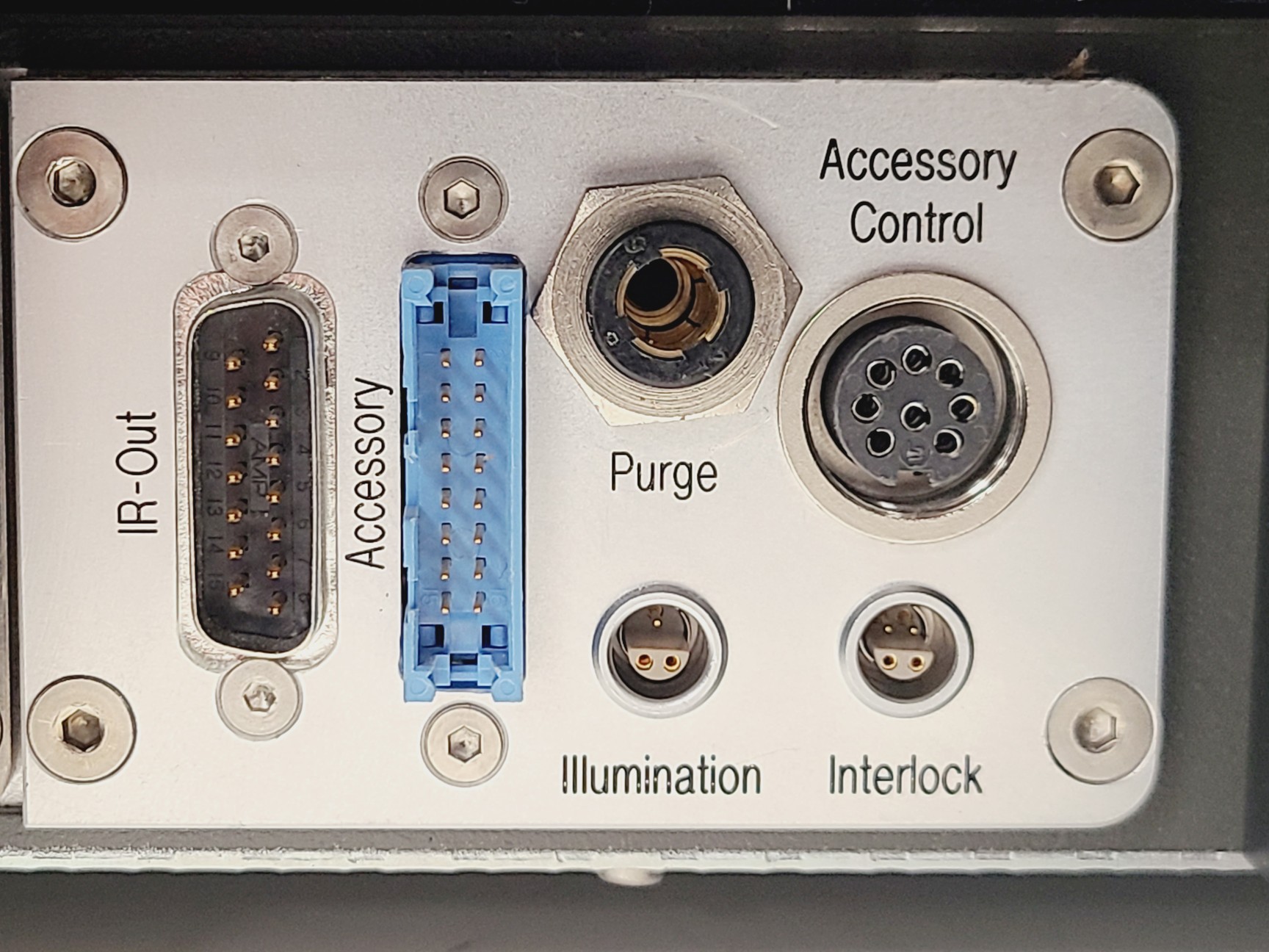 Image of Bruker Equinox 55 FTIR Spectrometer/Bruker FRA 106-S Raman Spectrometer