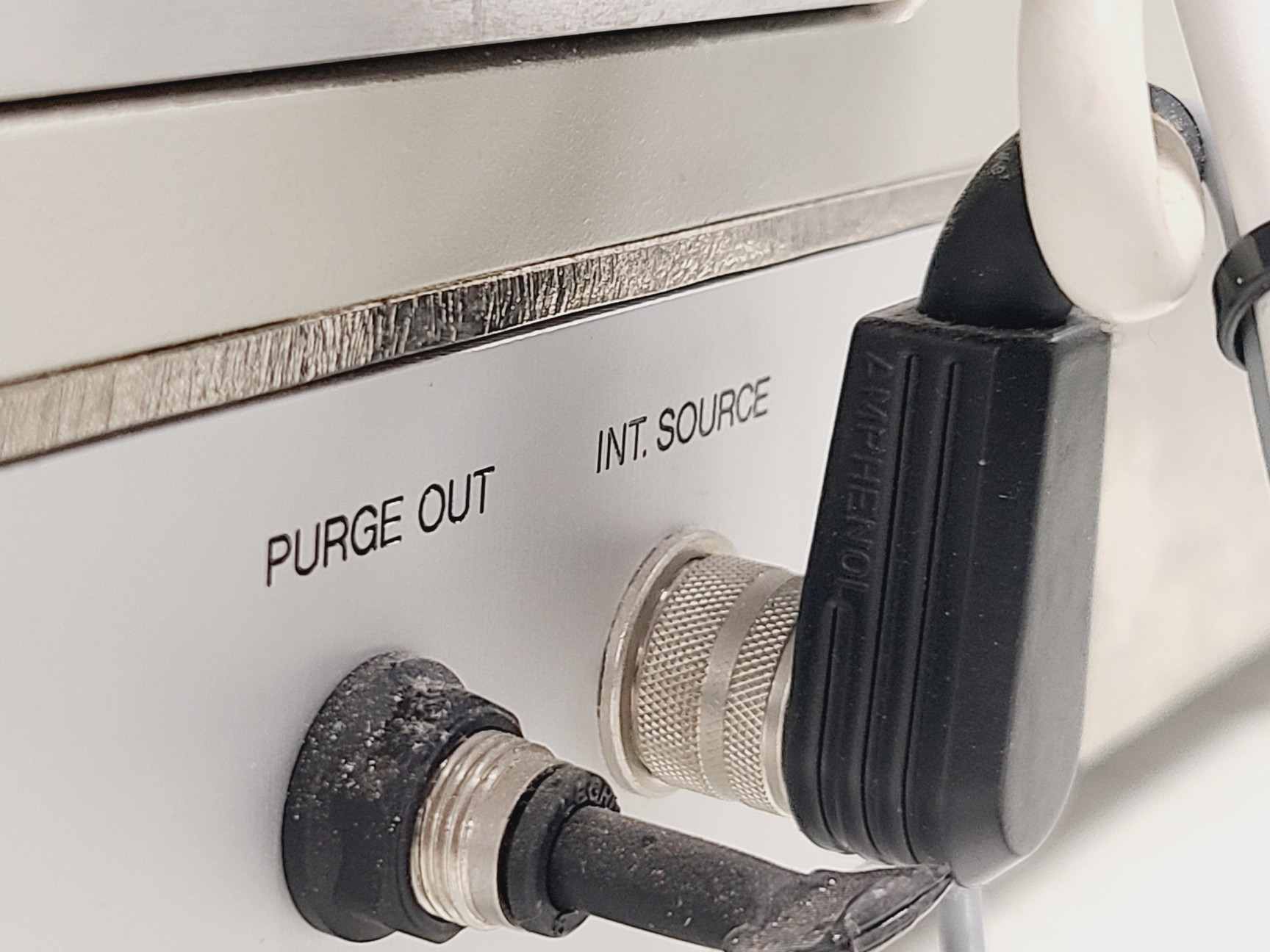 Image of Bruker Equinox 55 FTIR Spectrometer/Bruker FRA 106-S Raman Spectrometer