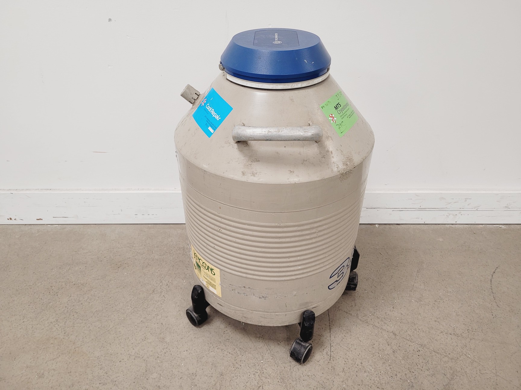 Image of Taylor-Wharton 35 VHC Liquid Nitrogen Dewar w/ Stand