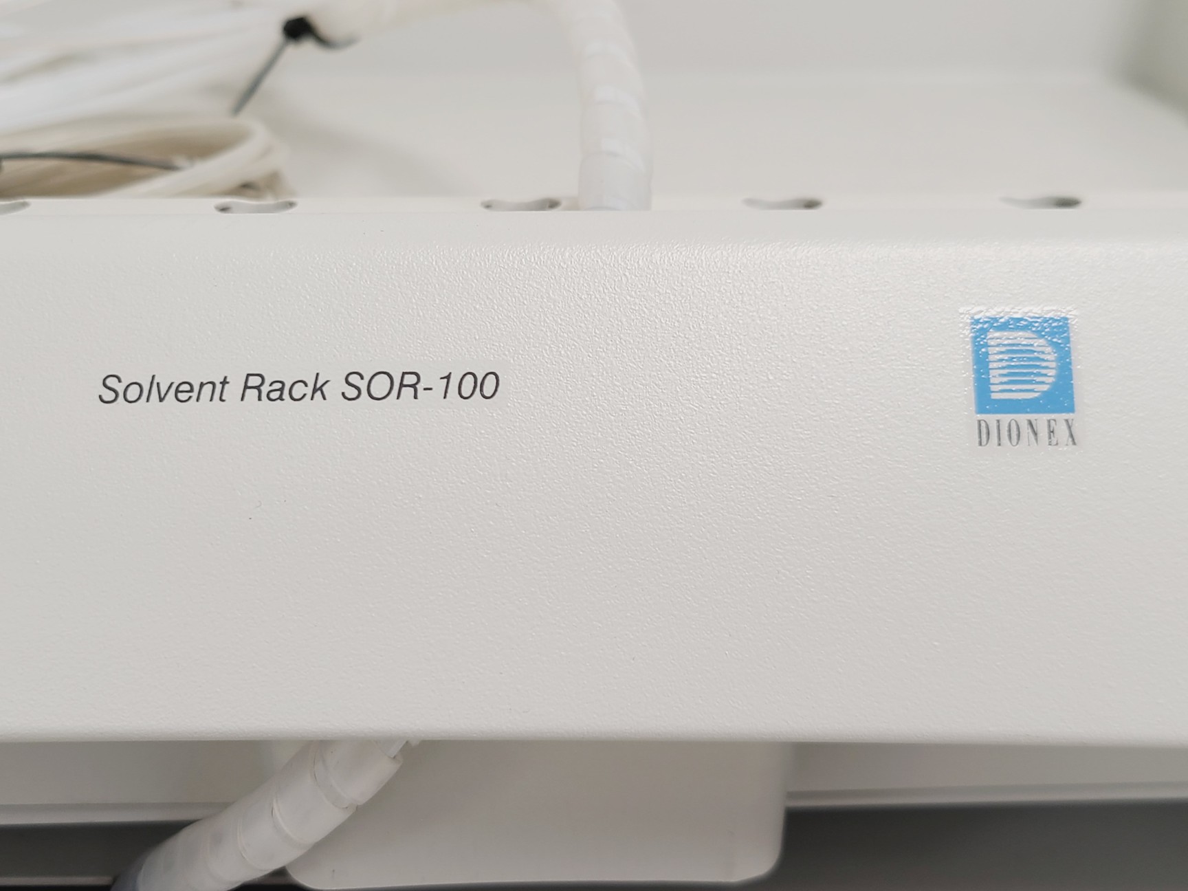 Sor Rack Dionex UVD170U W/ P680 HPLC Pump and SOR-100 Solvent Rack Chromatography