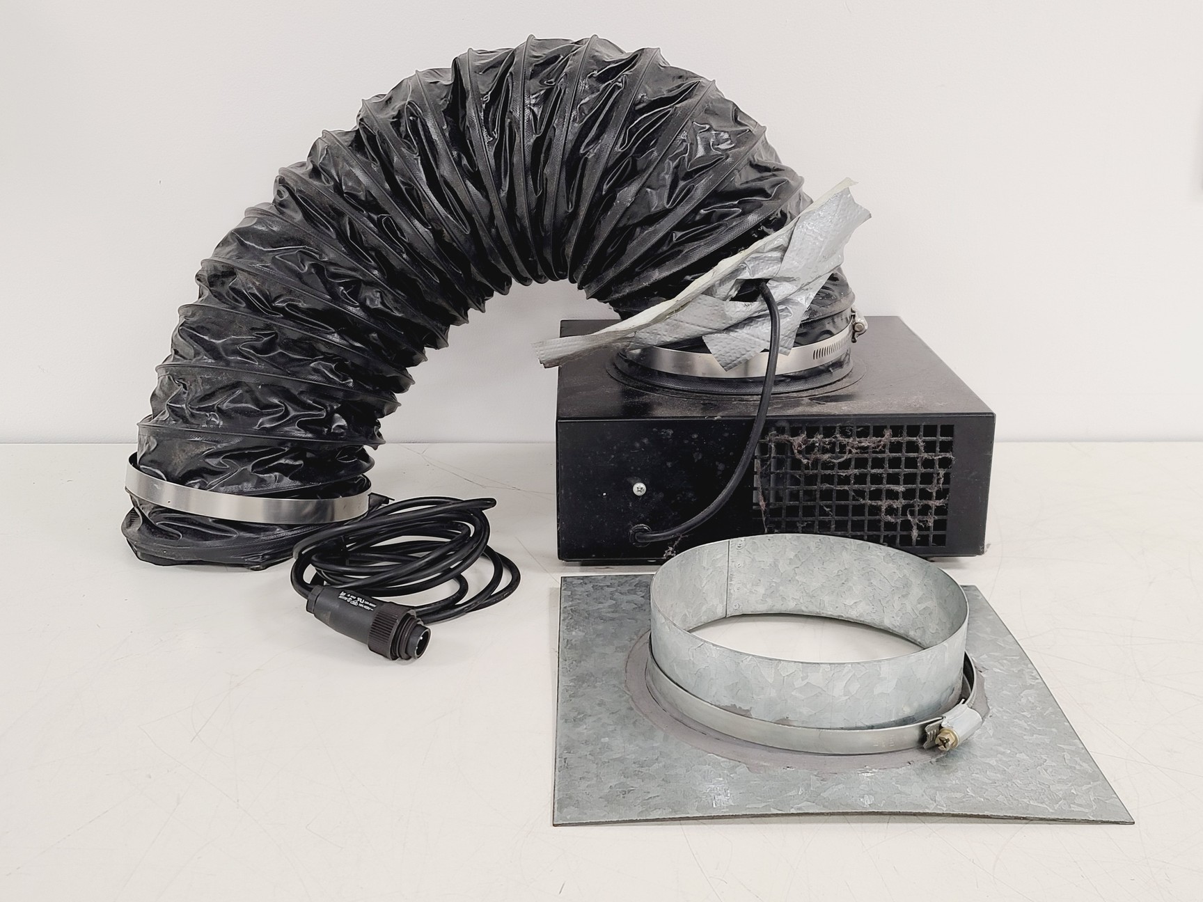 Image of Leica Microsystems TCS SP 2 Confocal Microscope System W/ PC