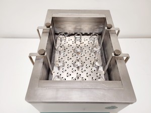 Thumbnail image of New Brunswick Scientific Innova 3100 Shaking Waterbath 