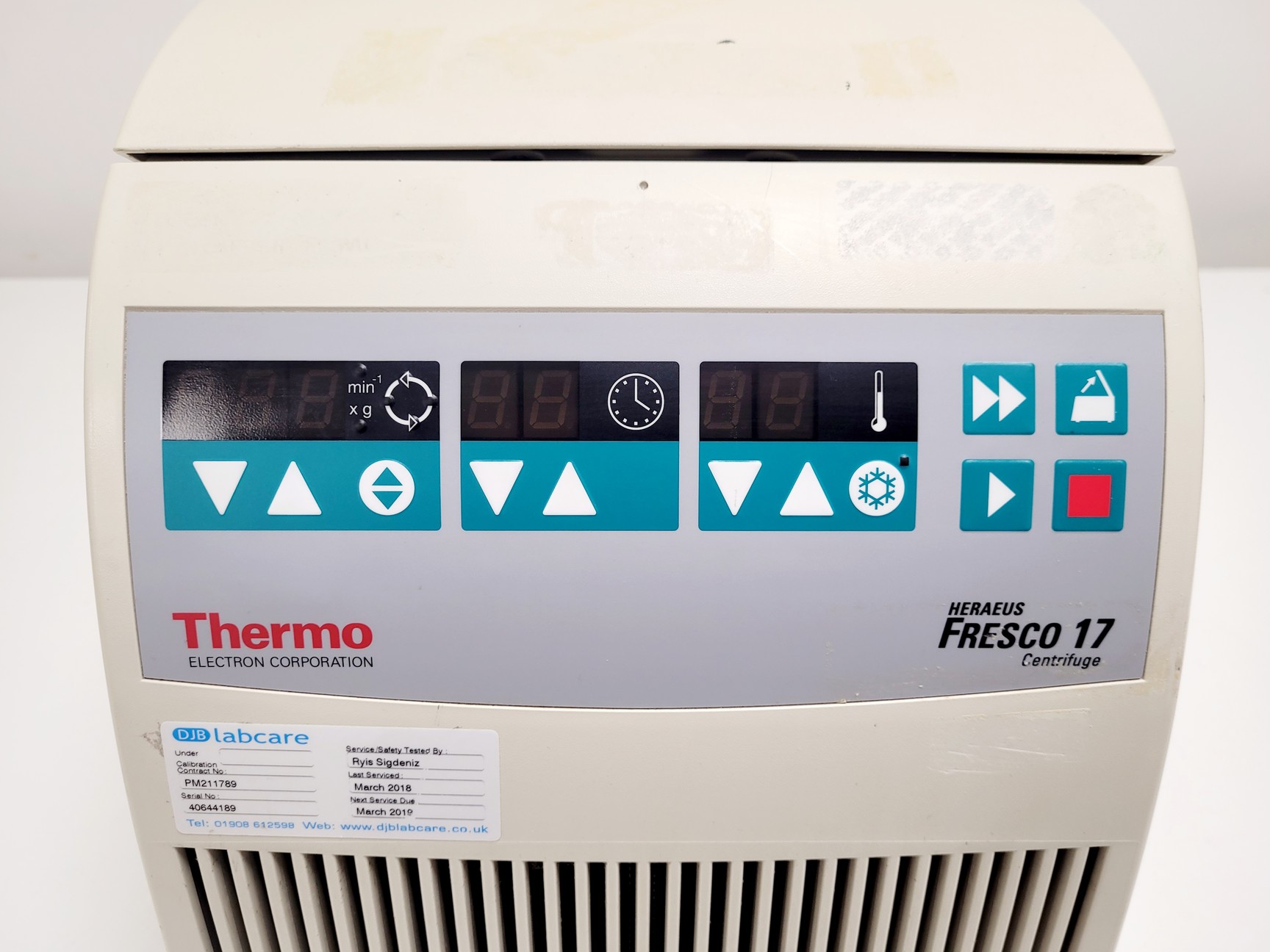 Image of Thermo Heraeus Fresco 17 Benchtop Centrifuge Lab