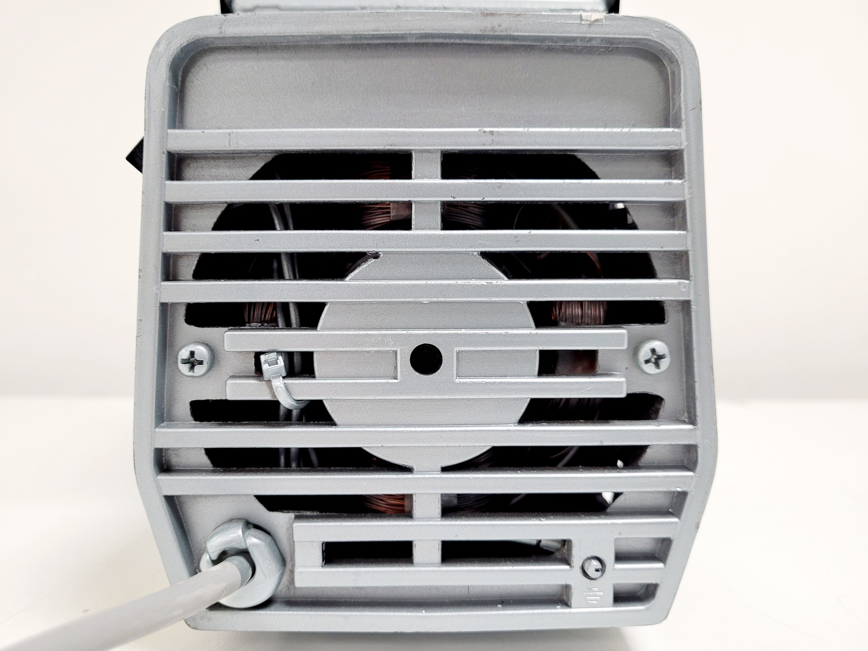 Image of Millipore XX5522050 Vacuum Pump