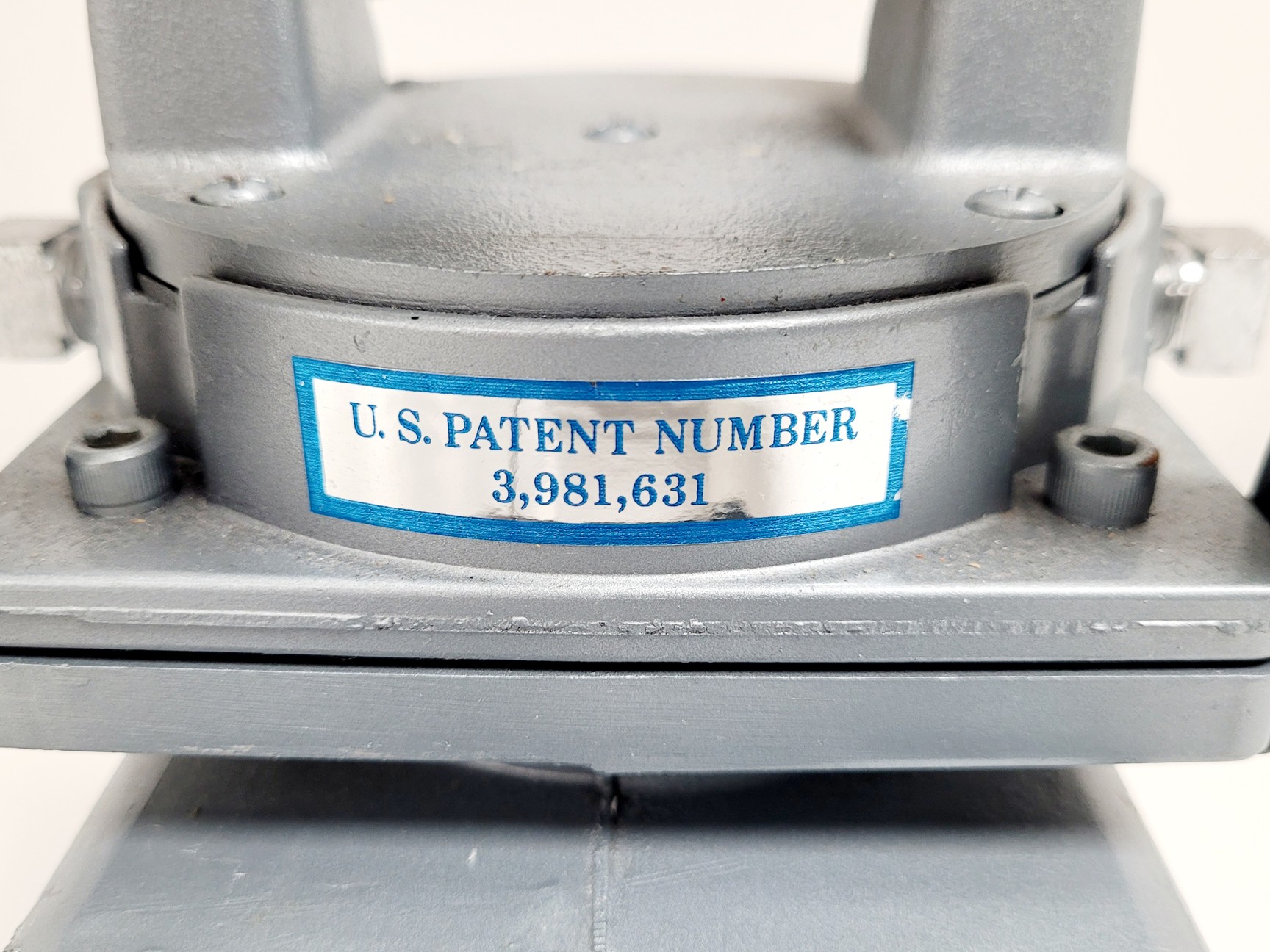 Image of Millipore XX5522050 Vacuum Pump