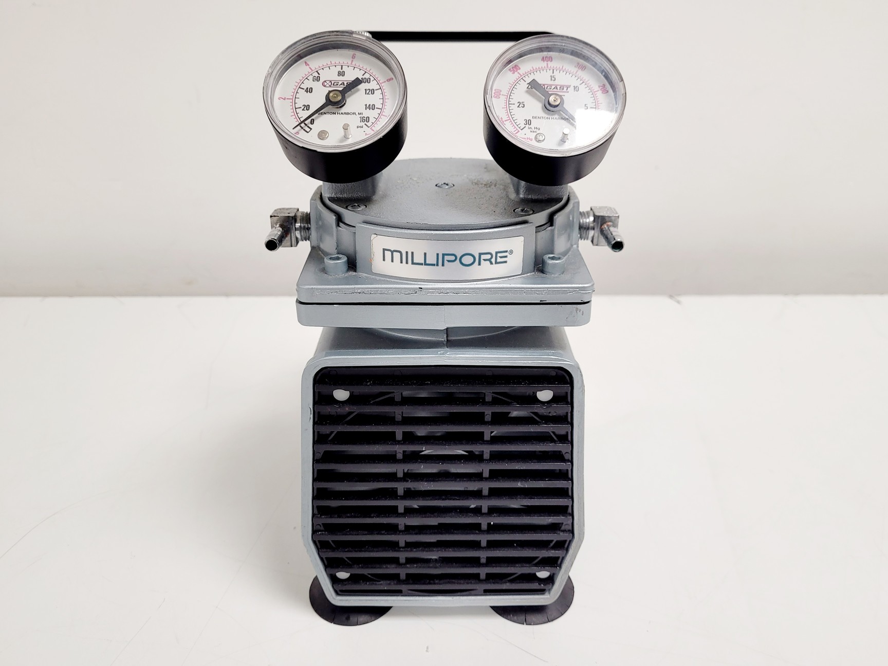 Image of Millipore XX5522050 Vacuum Pump