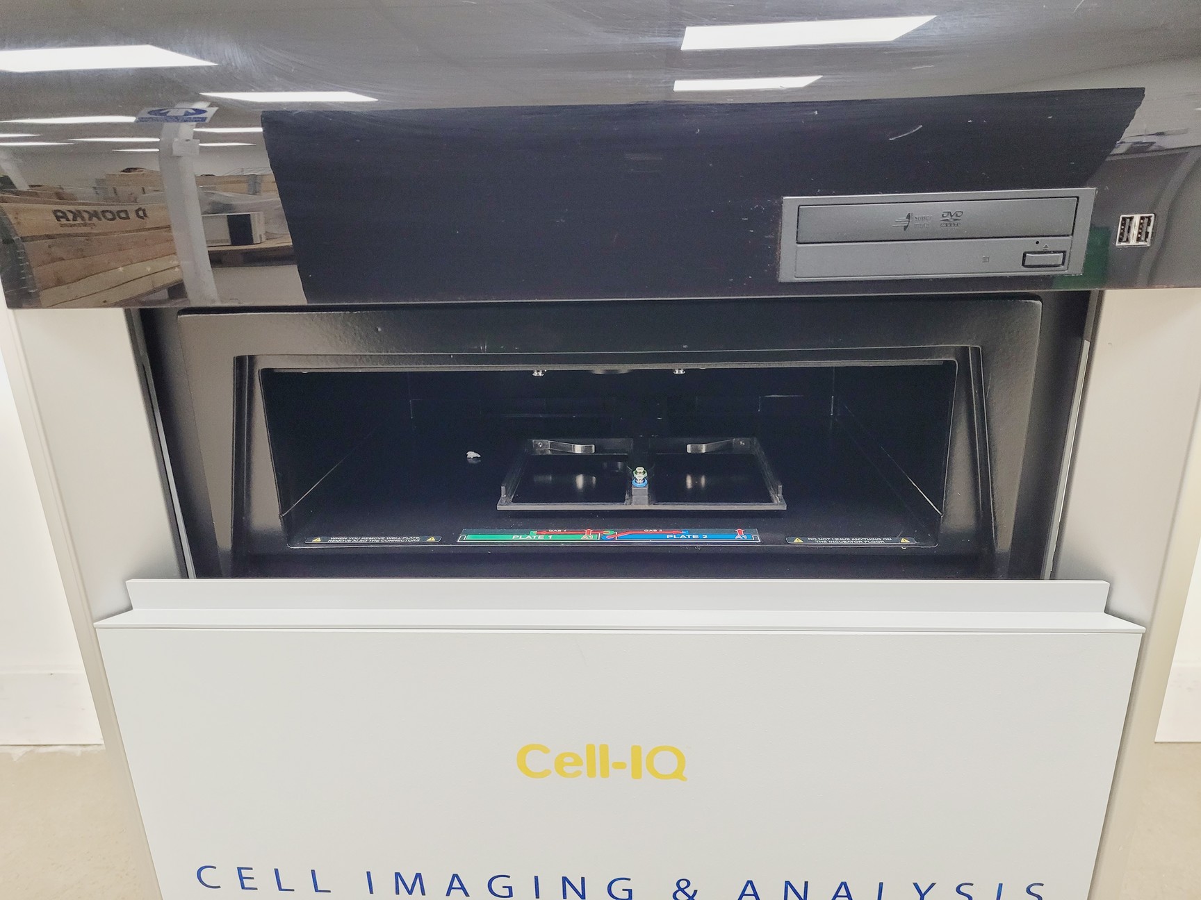 Image of Chip-Man Technologies Cell-IQ Cell Imaging & Analysis Live Cell Imaging System