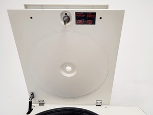 Thumbnail image of Heraeus Function Line Labofuge 400R