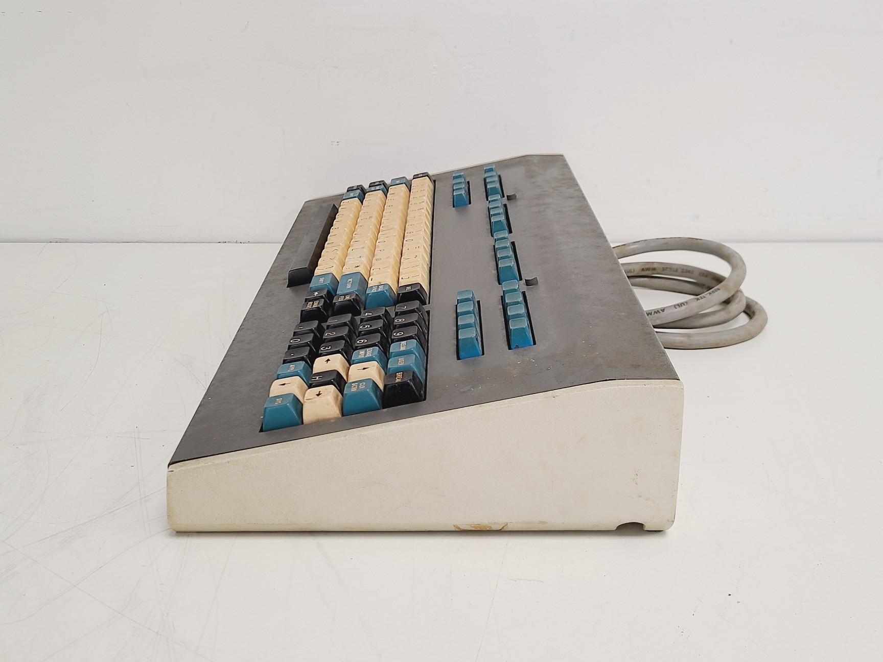 Image of Perkin Elmer 3500 Infared Data Station w/ Perkin Elmer Keyboard & Monitor