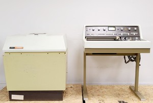 Thumbnail image of JEOL JNM-PMX60si NMR Spectrometer