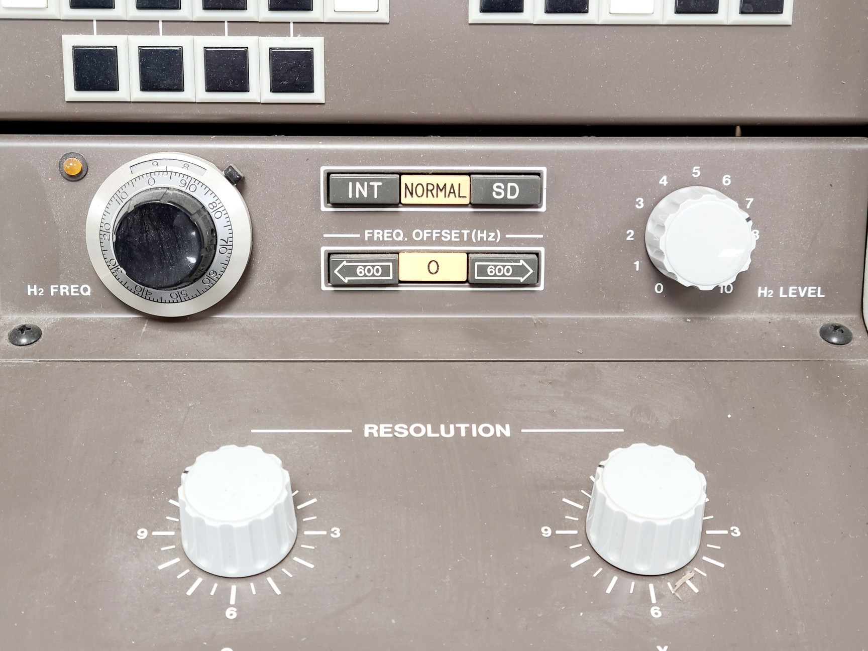 Image of JEOL JNM-PMX60si NMR Spectrometer