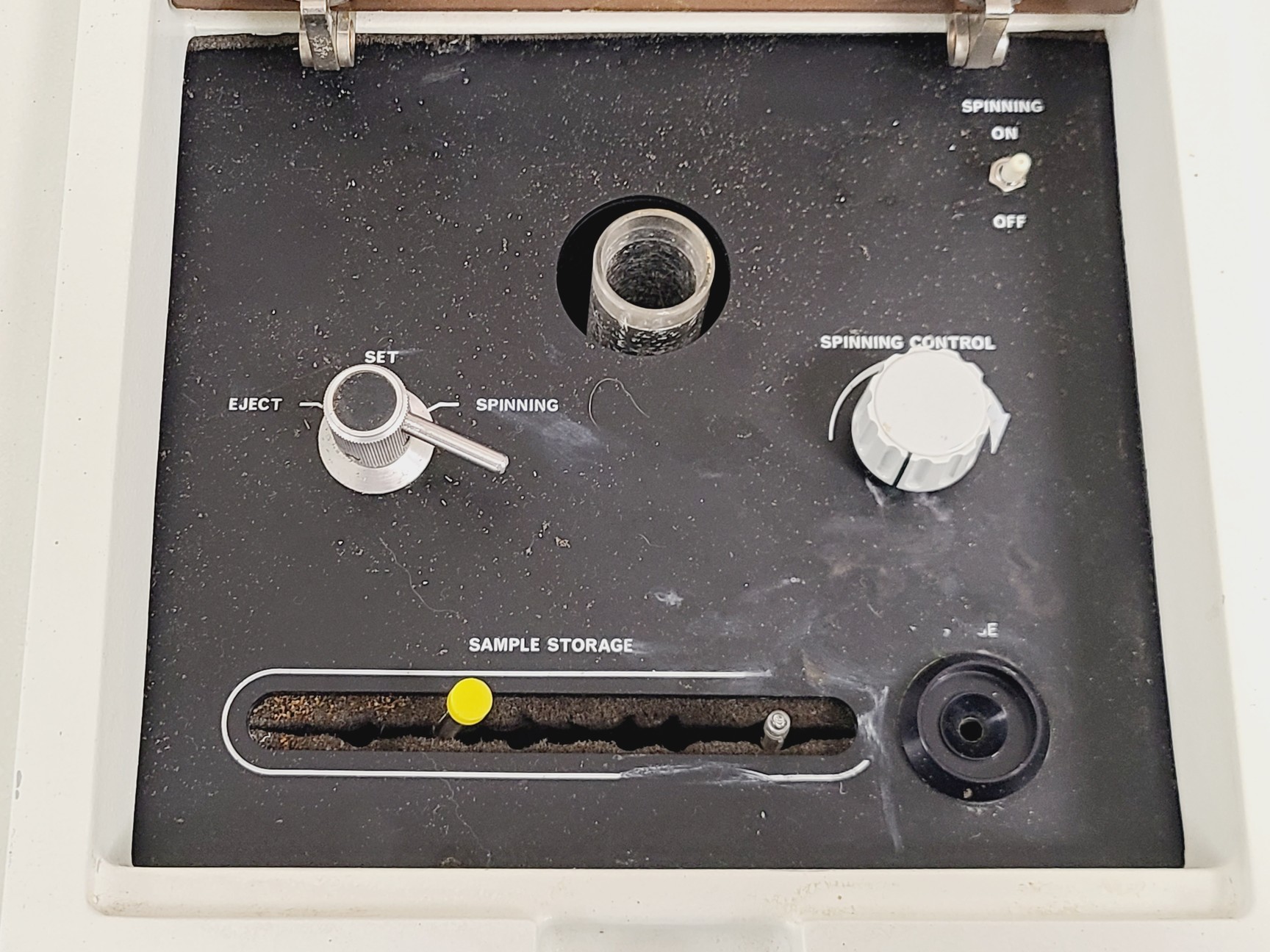 Image of JEOL JNM-PMX60si NMR Spectrometer