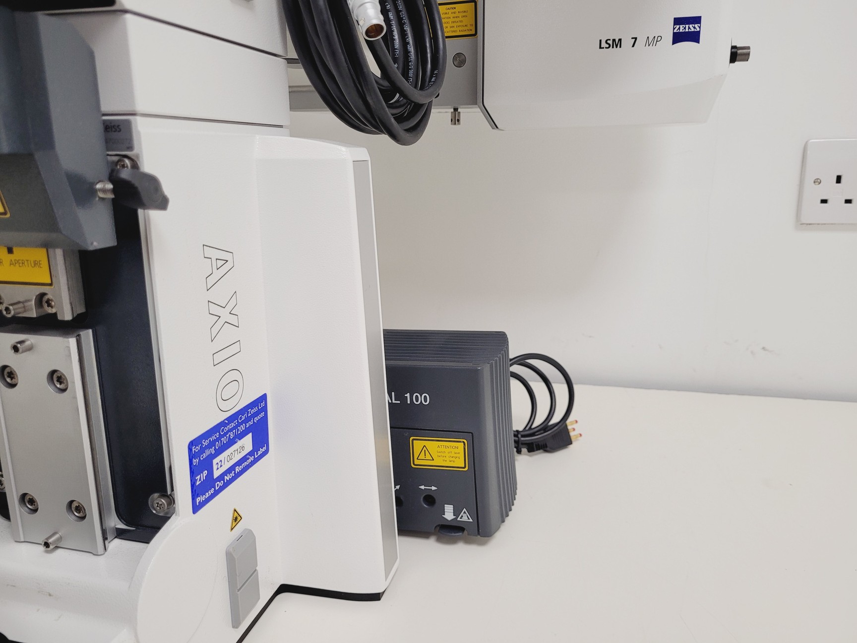 Image of Zeiss Examiner.Z1 Axio Upright with Laser System LSM7 Spares/Repair