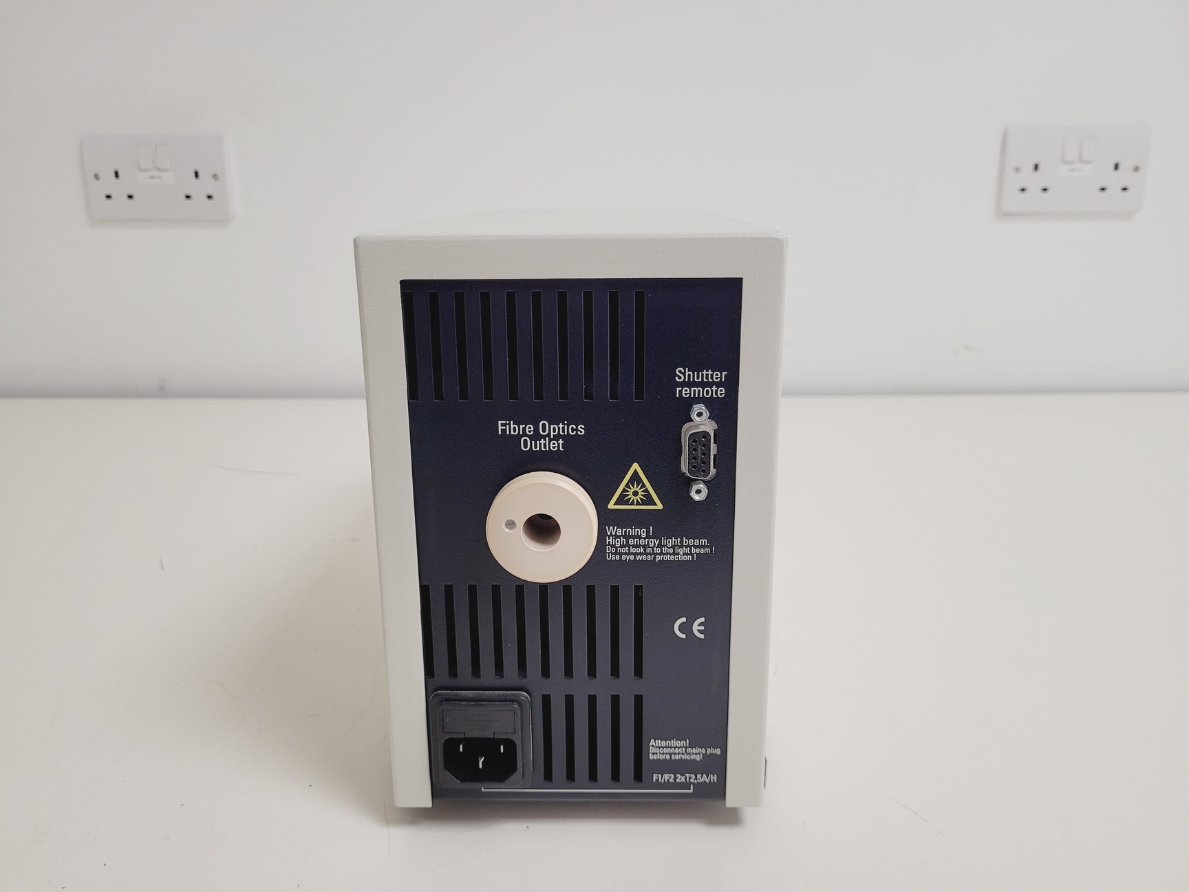 Image of Leica DM6000 CFS Upright Fluorescence Microscope Body w/ EL6000 Spares/Repair