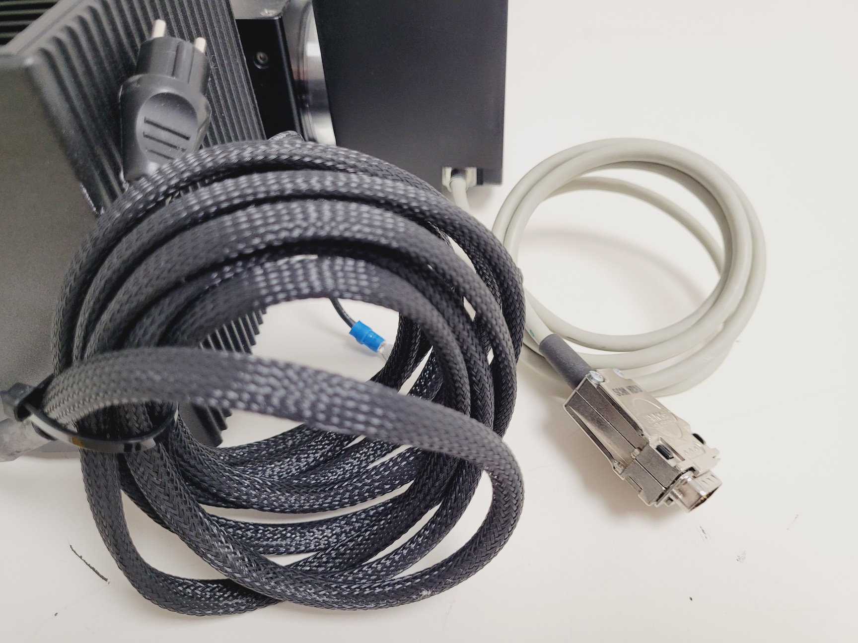 Image of Leica DM6000 CFS Upright Fluorescence Microscope Body w/ EL6000 Spares/Repair