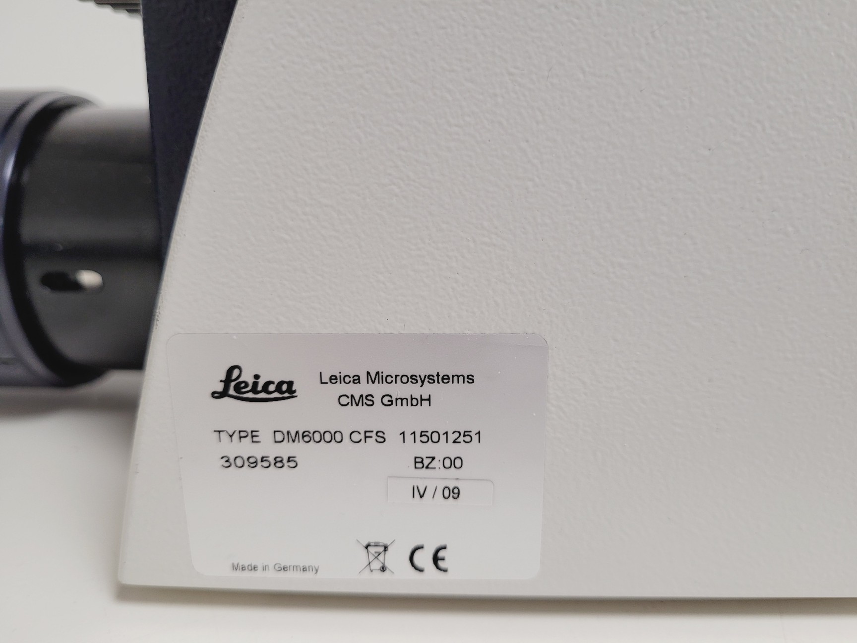 Image of Leica DM6000 CFS Upright Fluorescence Microscope Body w/ EL6000 Spares/Repair