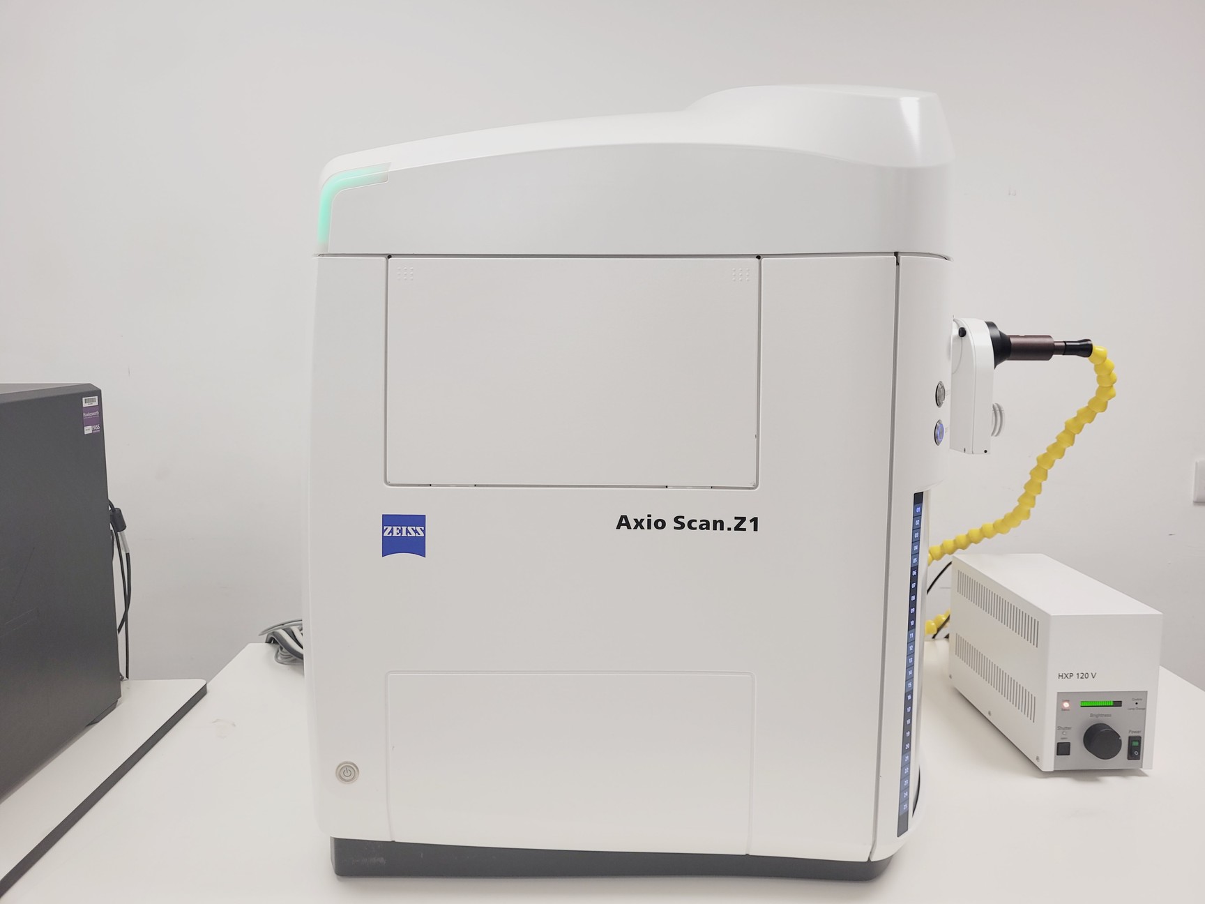 Image of Zeiss Axio Scan.Z1 Slide Scanner System with PC, Zen 3.1 Software & Accessories