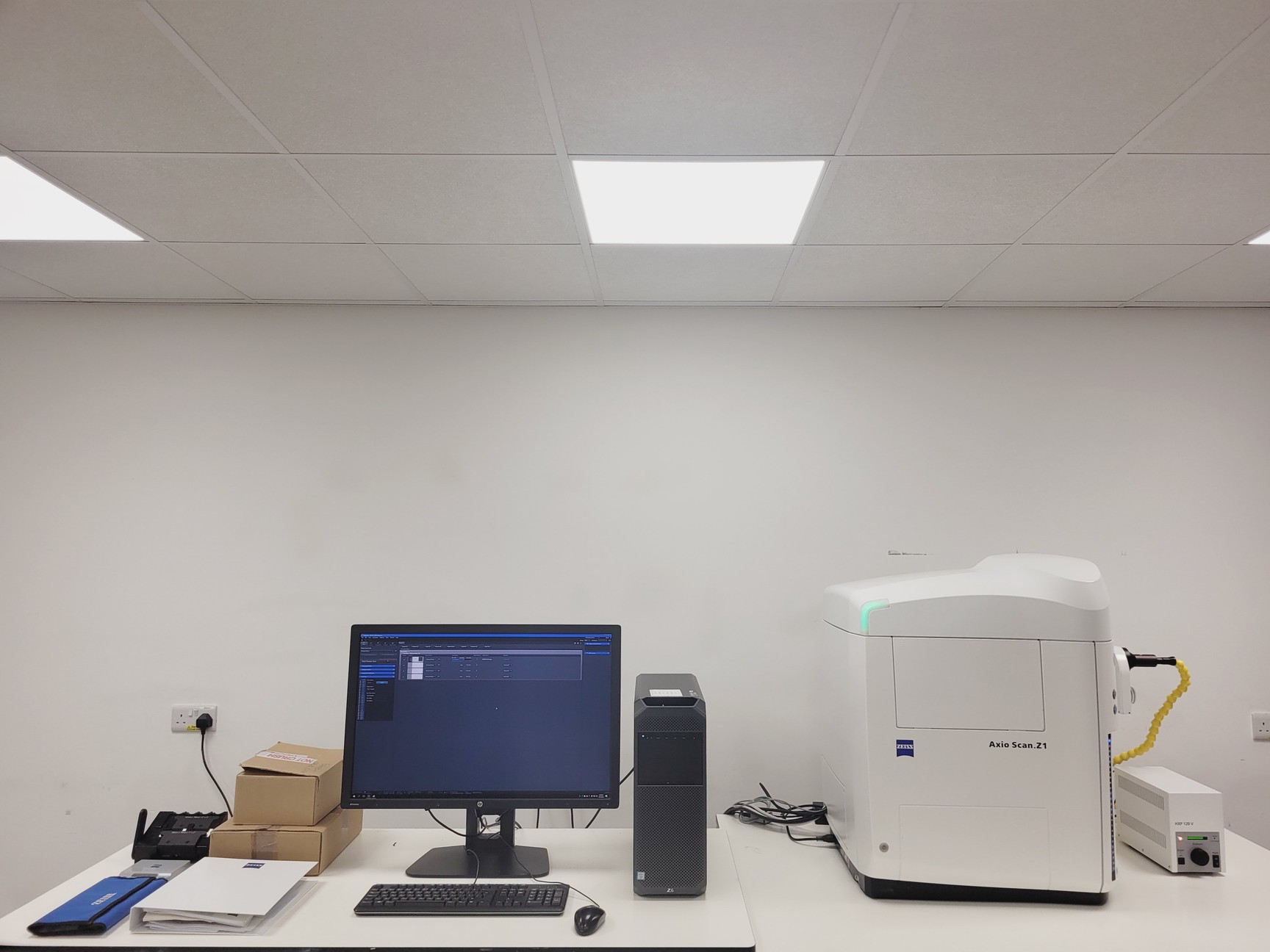 Image of Zeiss Axio Scan.Z1 Slide Scanner System with PC, Zen 3.1 Software & Accessories