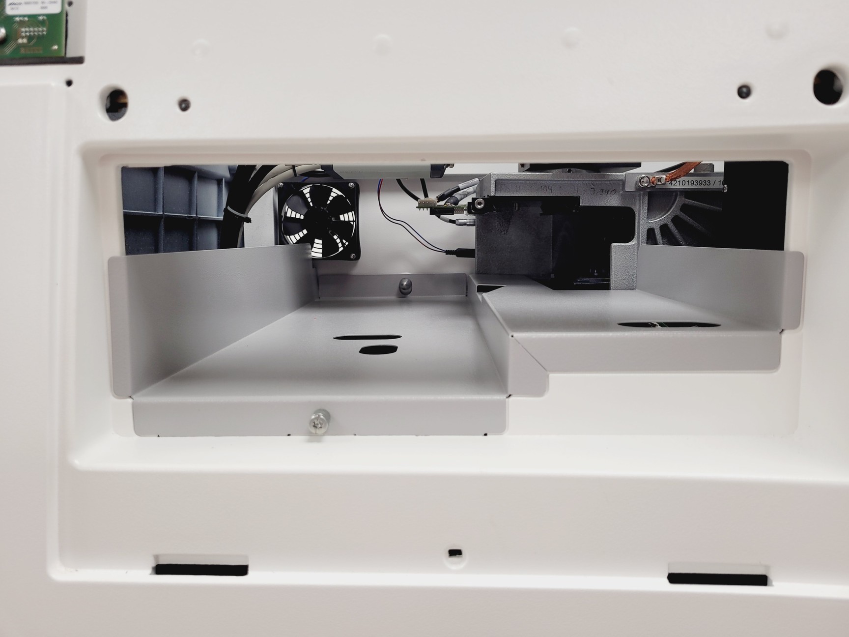 Image of Zeiss Axio Scan.Z1 Slide Scanner System with PC, Zen 3.1 Software & Accessories