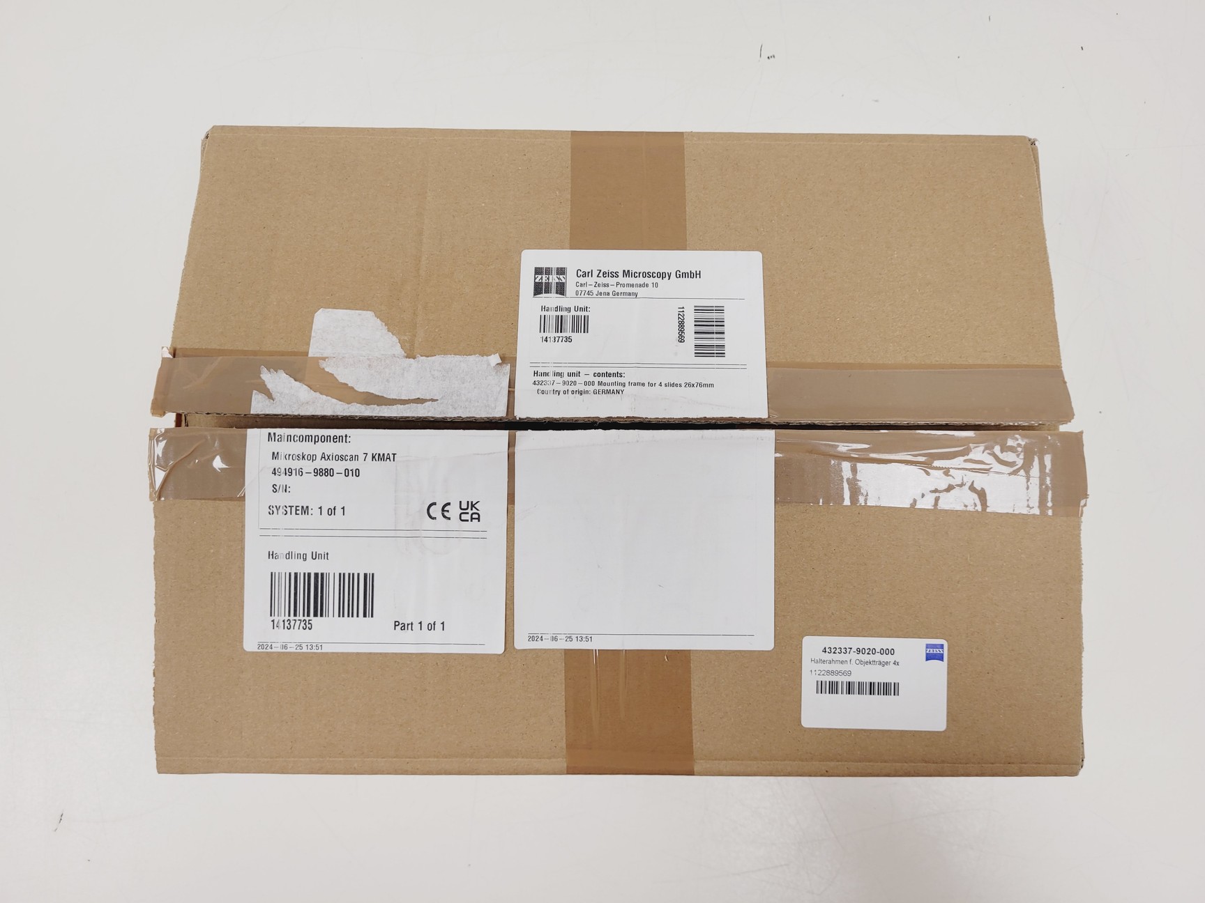 Image of Zeiss Axio Scan.Z1 Slide Scanner System with PC, Zen 3.1 Software & Accessories