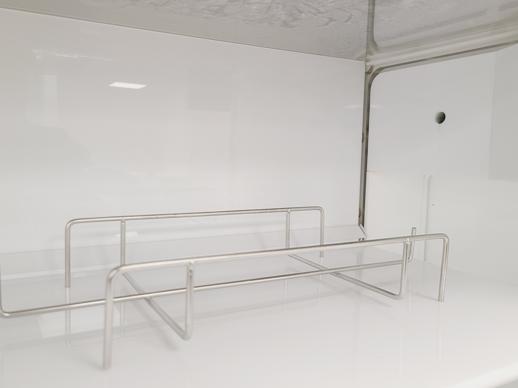 Image of DW Whitley MG500 Anaerobic Workstation Glove Box