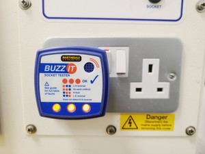 Thumbnail image of Monmouth Scientific Circulaire MFC 1000S Fume Cabinet