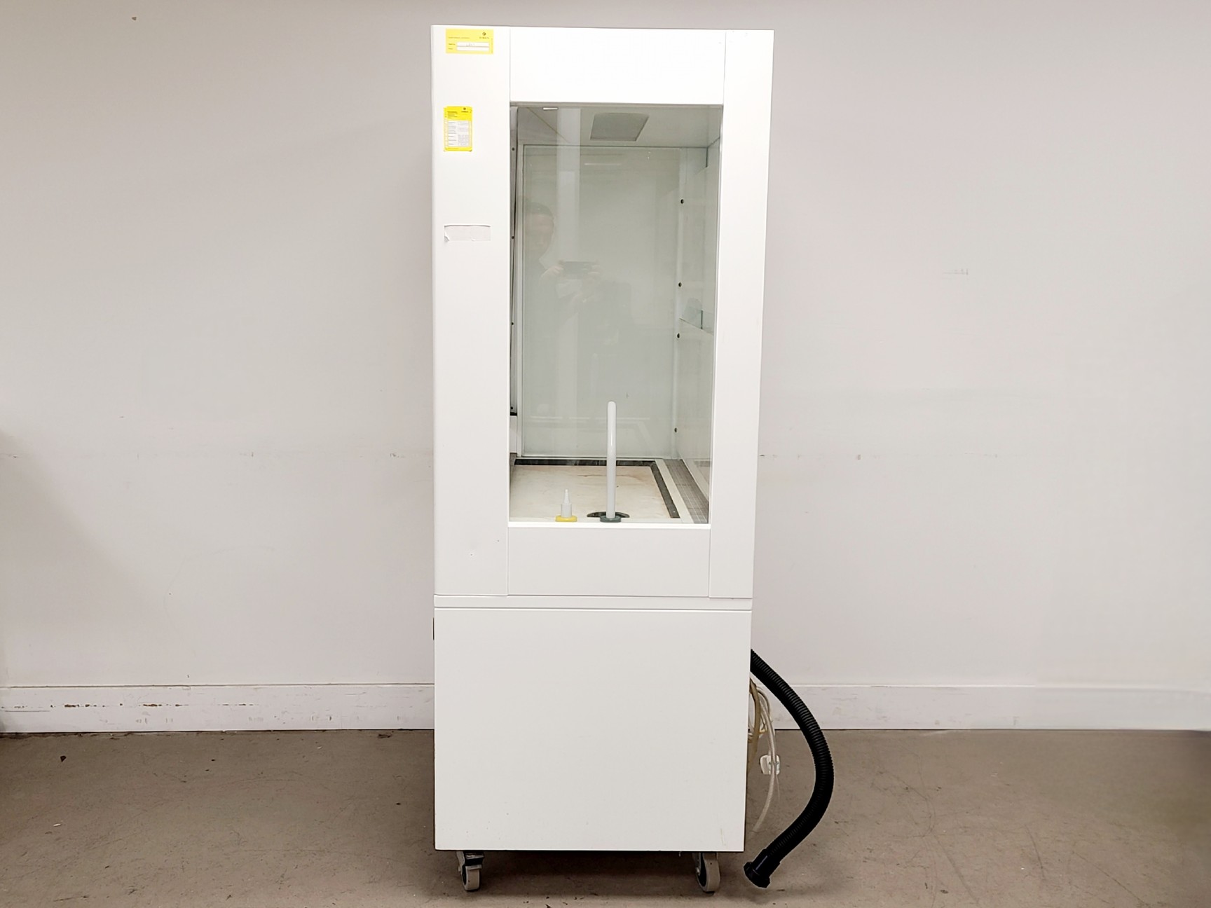 Image of Total Containment Solutions TCS 1000MR Fume Cabinet