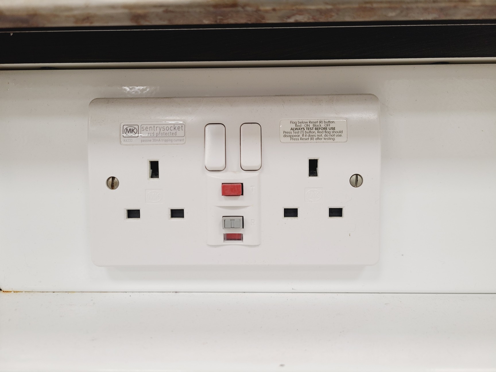 Image of Total Containment Solutions TCS 1000MR Fume Cabinet