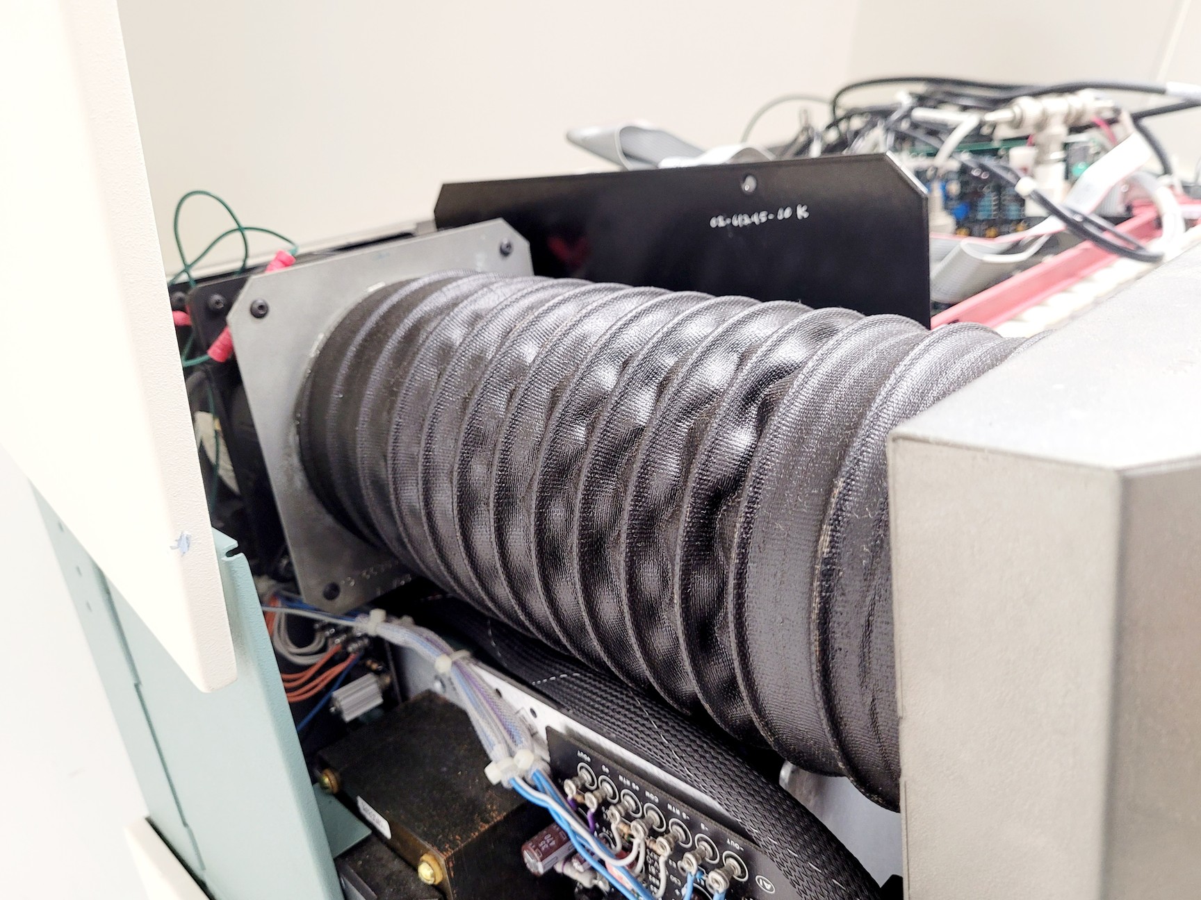 Image of BD FACScalibur Flow Cytometer